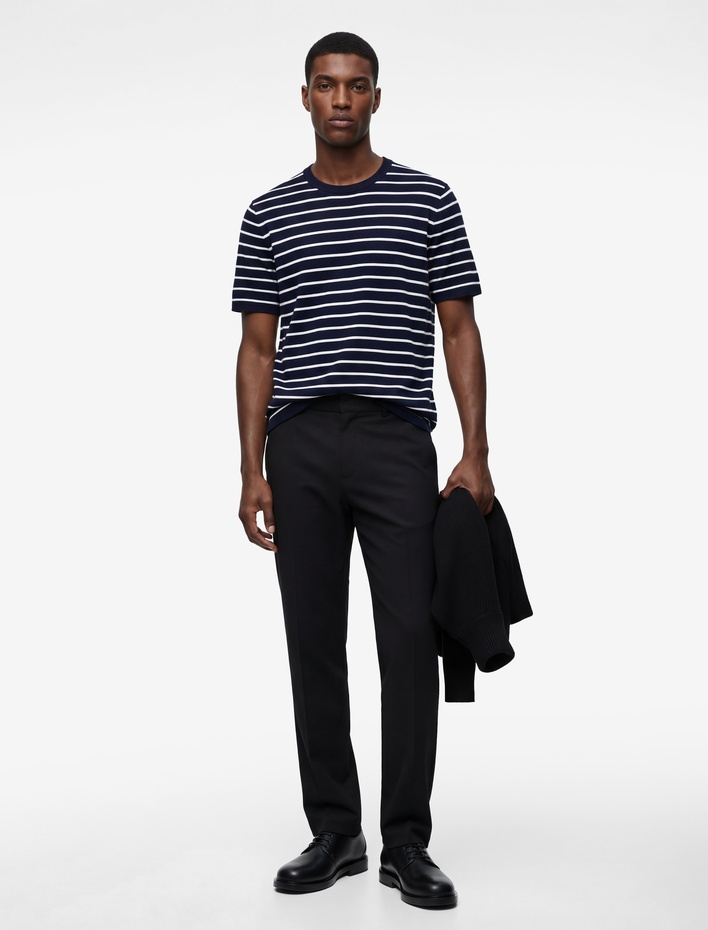  Rahat Kalıp Cepli Viskon Karışımlı Pileli Kumaş Pantolon