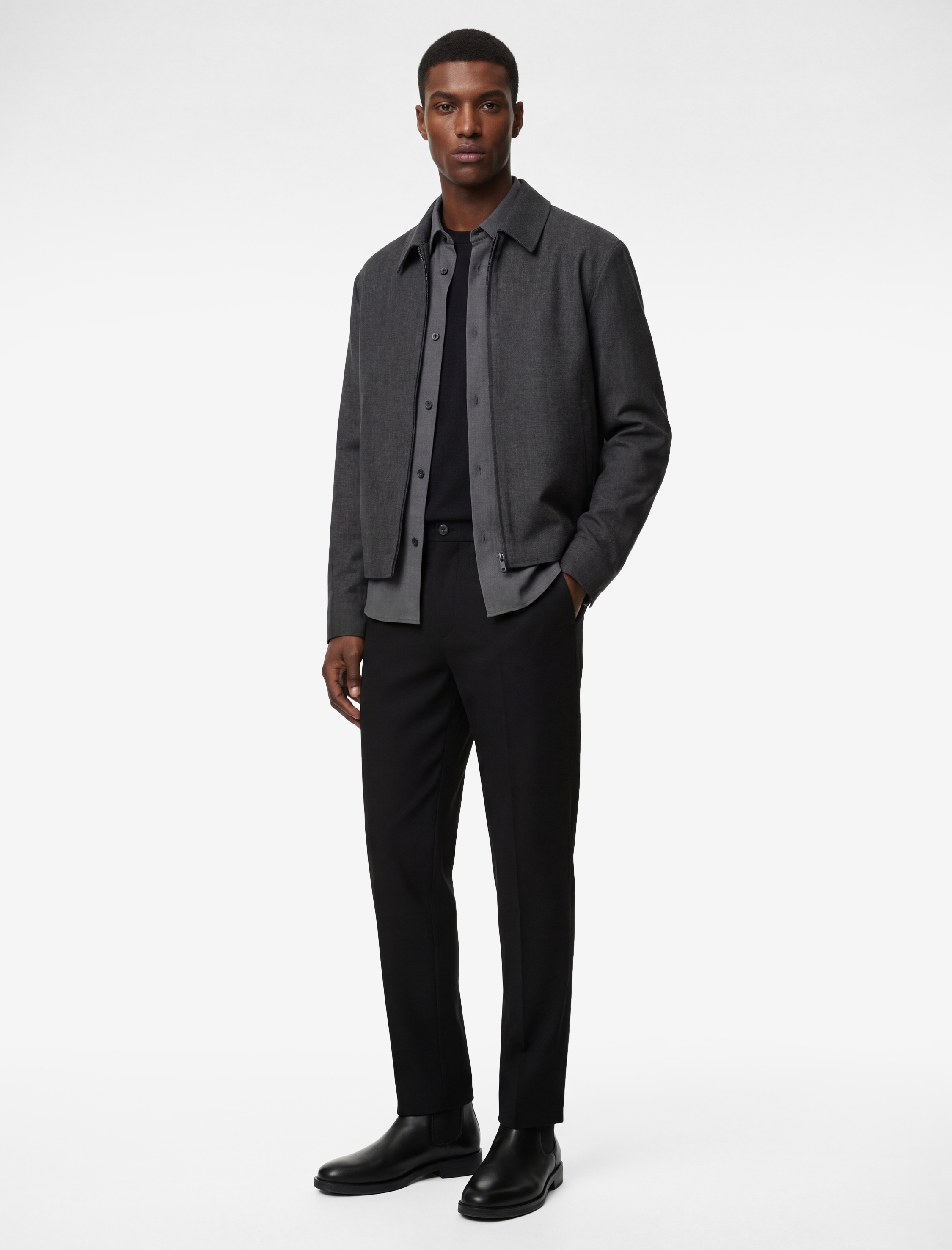   Rahat Kalıp Viskon Karışımlı Cepli Pileli Kumaş Pantolon