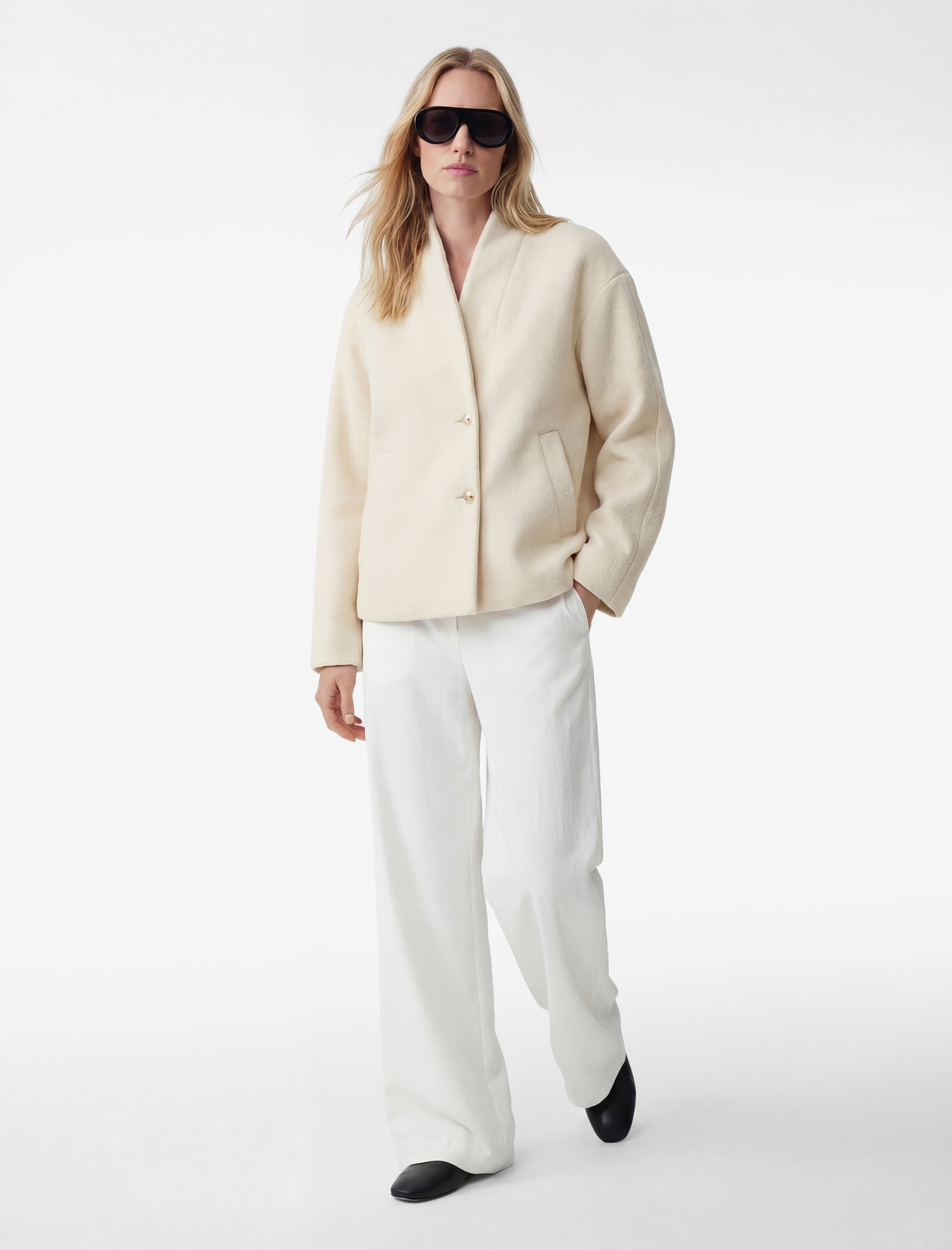   Cepli Düğmeli Uzun Kollu Dik Yaka Oversize Peluş Mont