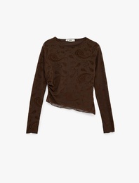 Asimetrik Uzun Kollu Bisiklet Yaka Şal Desenli Tül Tişört