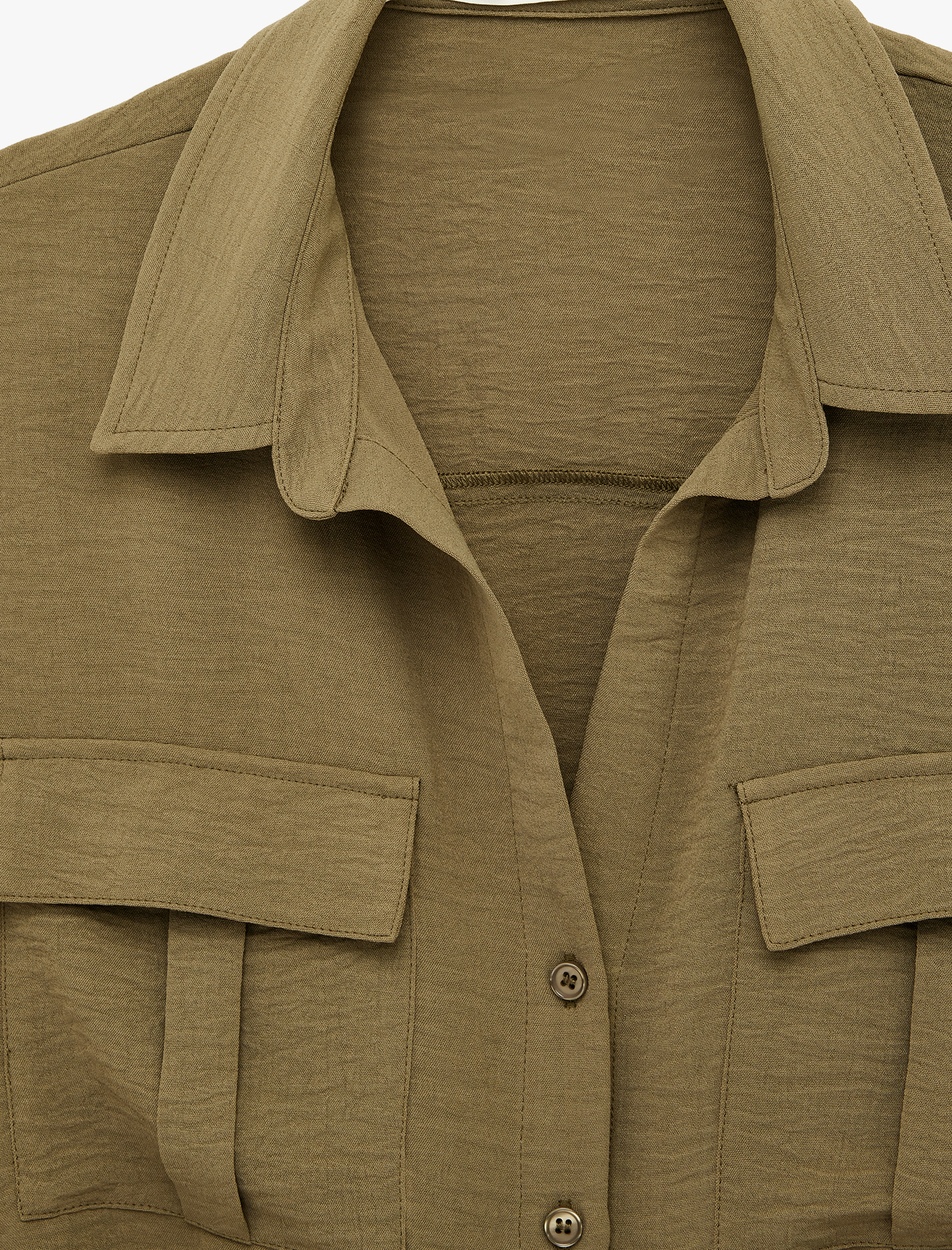   Aerobin Kumaş Rahat Kalıp Kısa Kollu Bağlama Detaylı Cepli Yazlık Gömlek