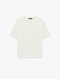 Kısa Kollu Bisiklet Yaka Basic Oversize Tişört