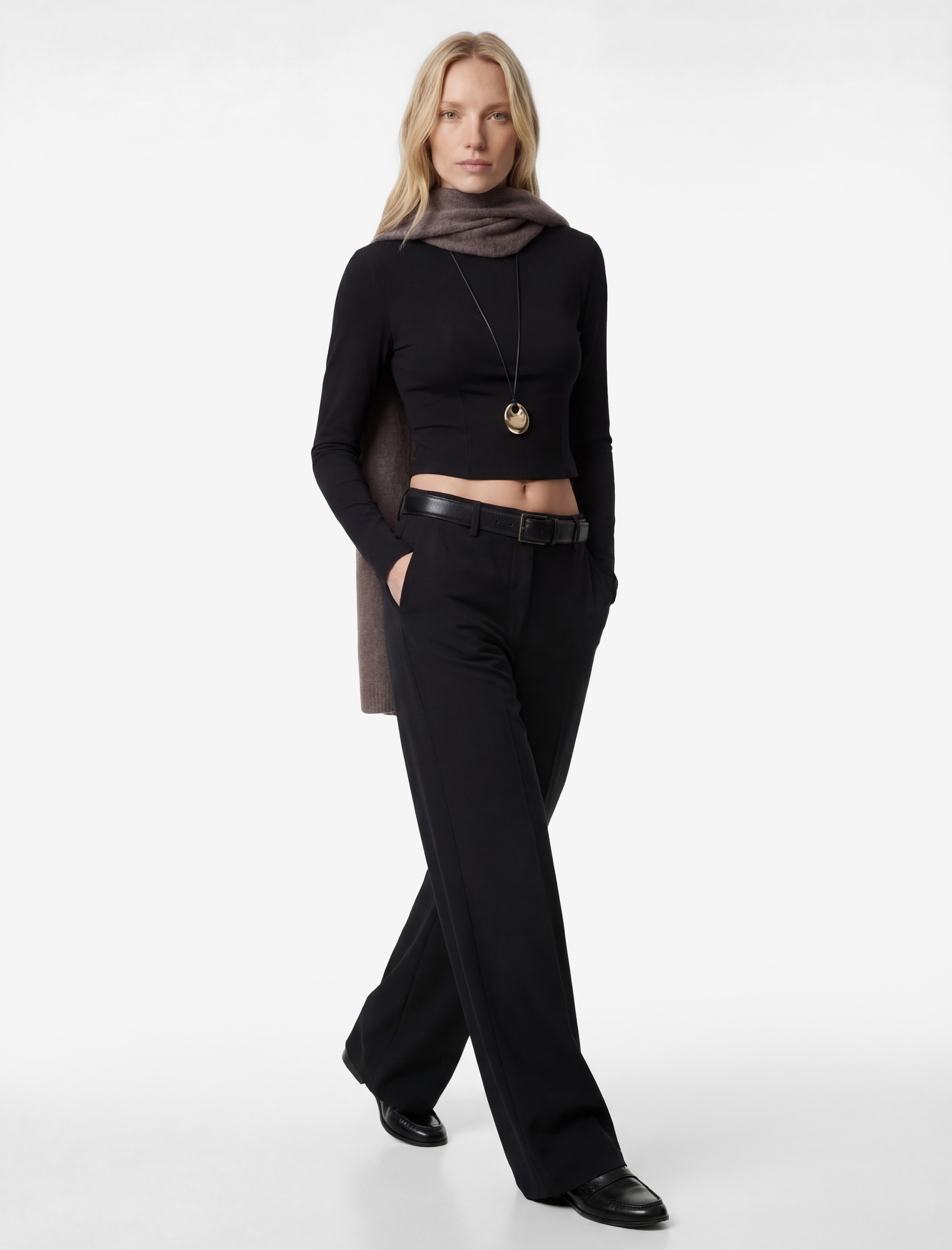   Sandy Kumaş Uzun Kollu Bisiklet Yaka Slim Fit Peplum Kesim Tişört