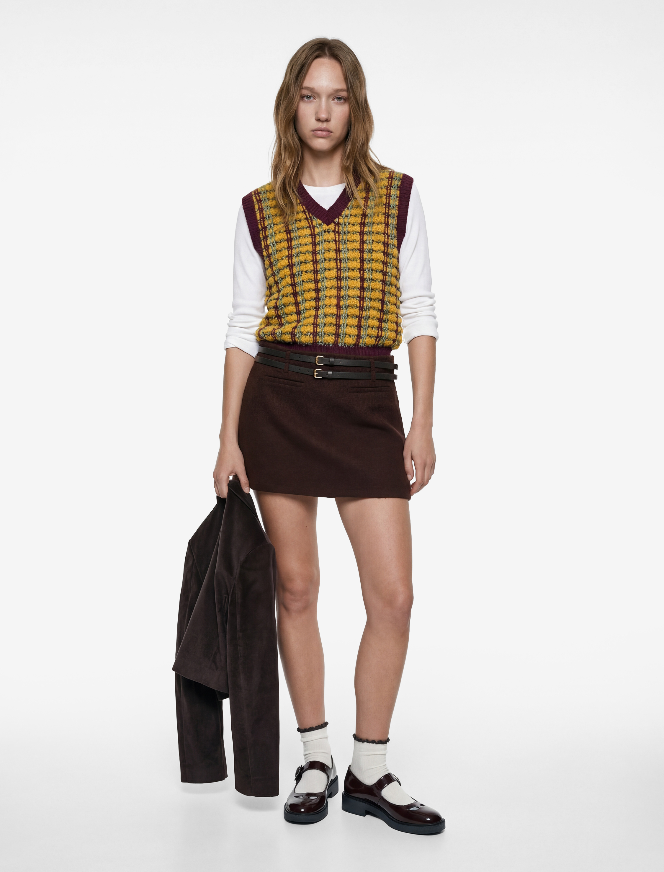   Kemer Detaylı Slim Fit Viskon Karışımlı Mini Etek