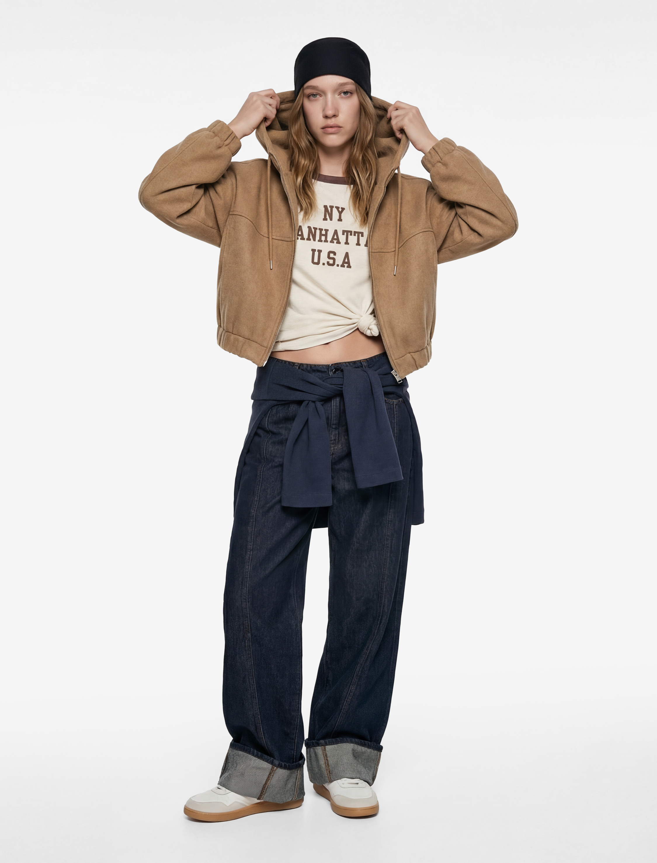   Kapüşonlu Uzun Kollu Fermuarlı Crop Ceket