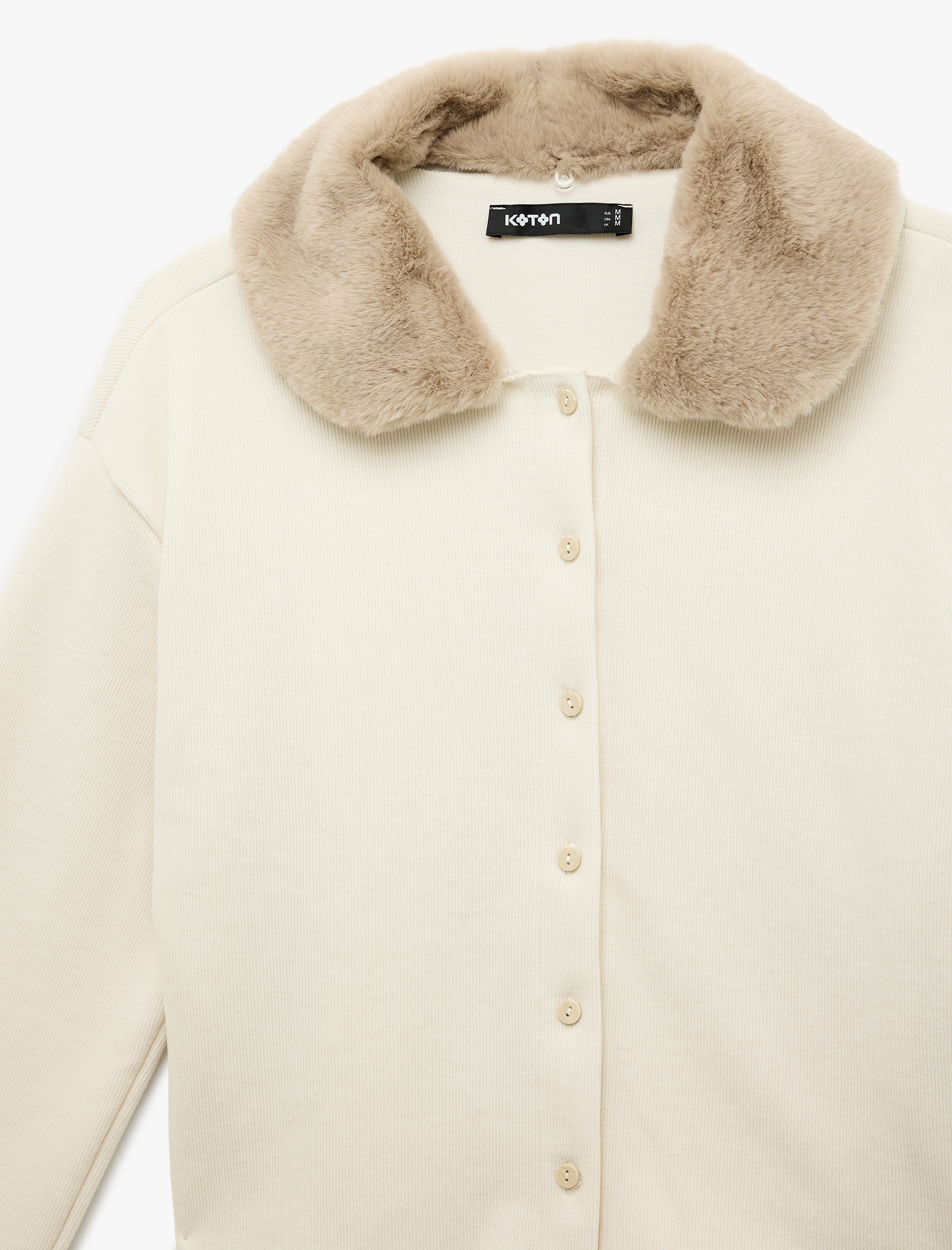   Uzun Kollu Düğmeli Çıkarılabilir Suni Kürk Yakalı Hırka