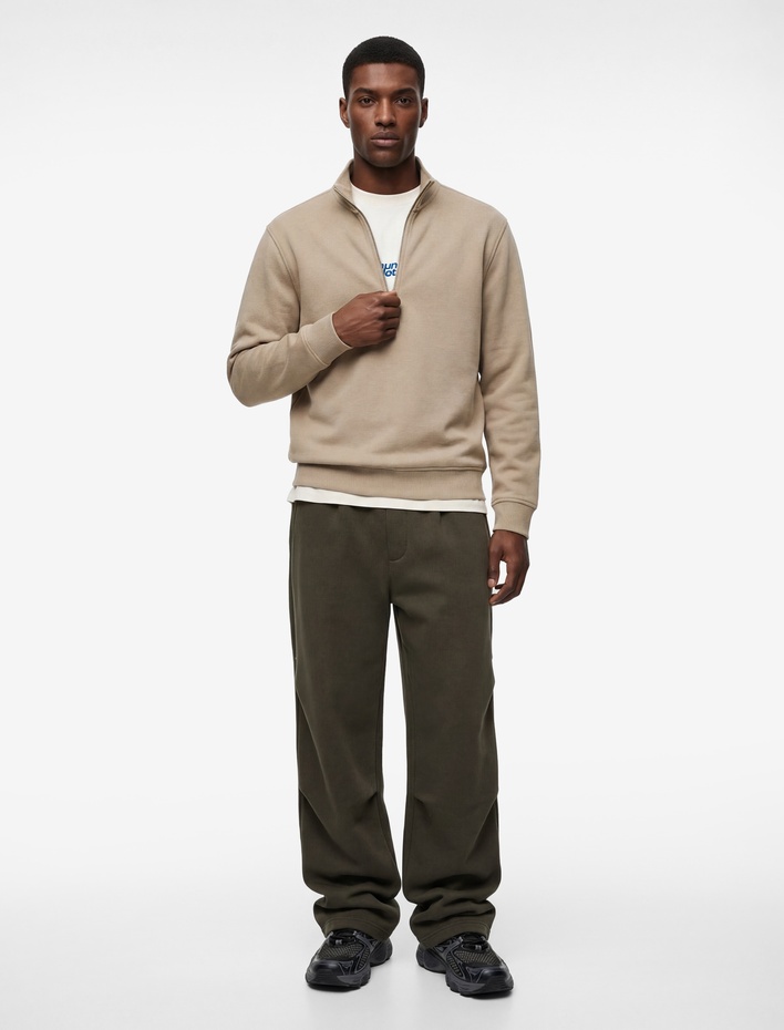  Regular Fit Uzun Kollu Şardonlu Yarım Fermuarlı Dik Yaka Kaşe Sweatshirt