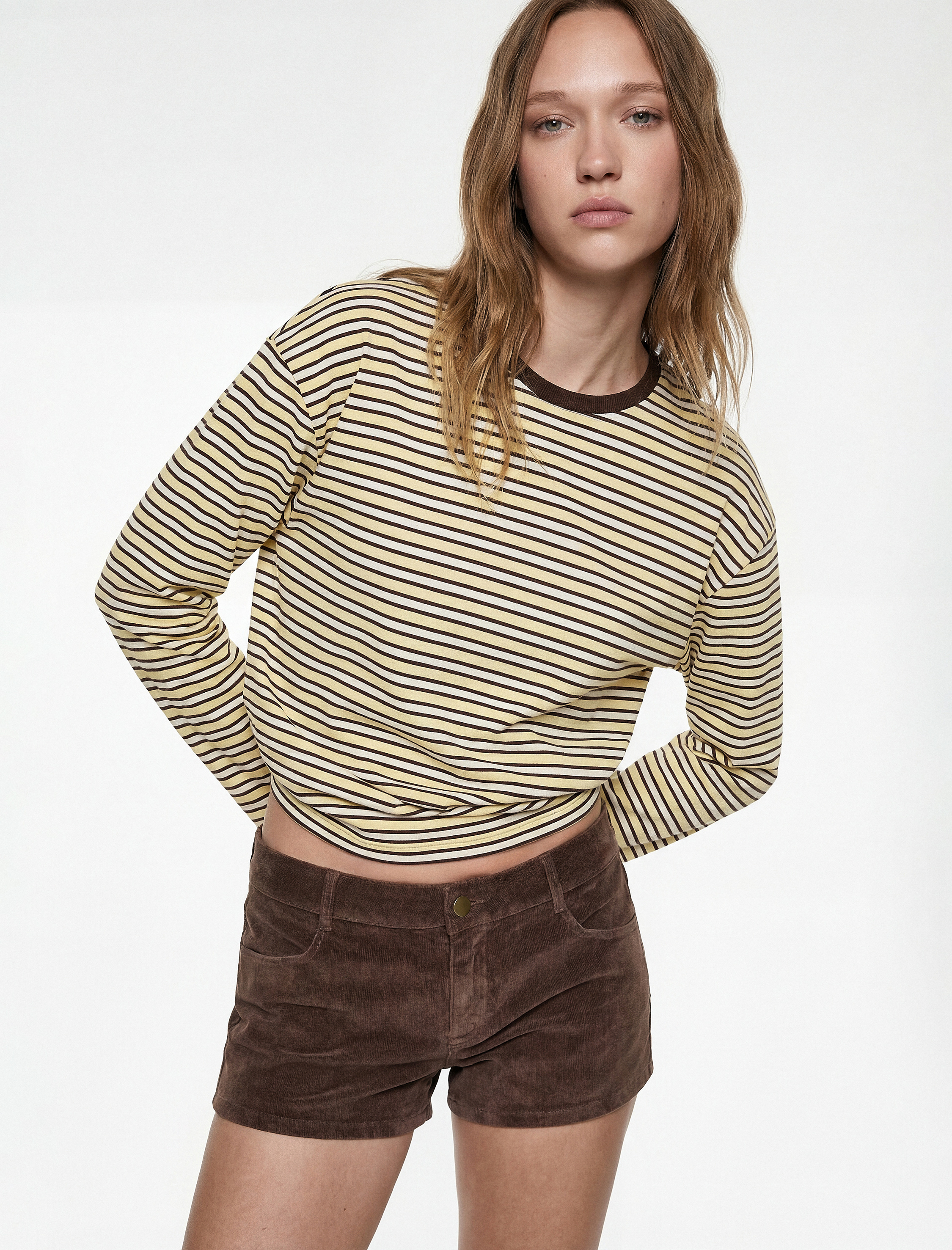   Basic Uzun Kollu Bisiklet Yaka Oversize Tişört