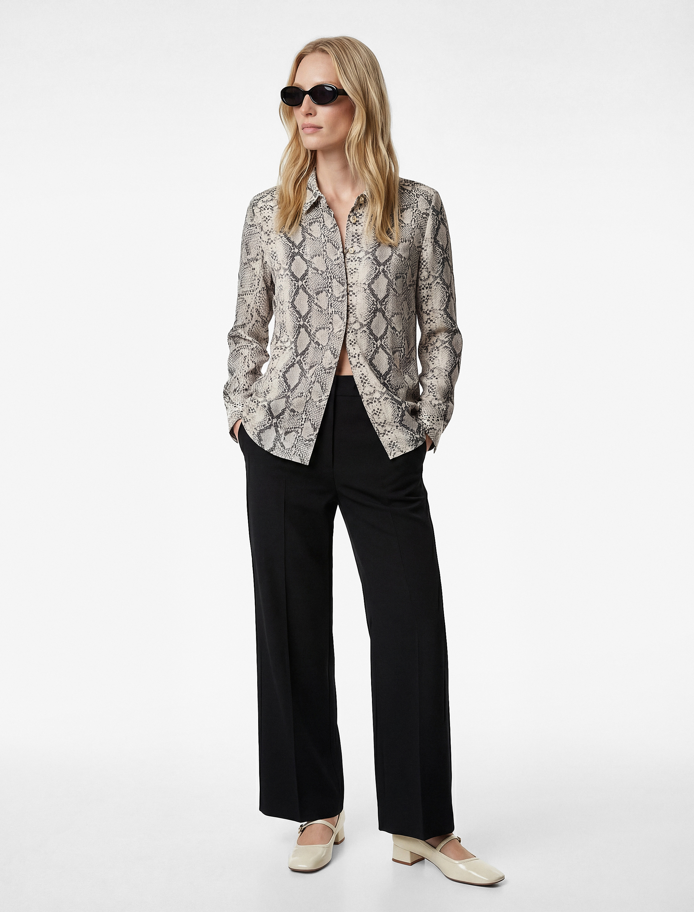   Regular Fit Uzun Kollu Yılan Baskı Desenli Saten Gömlek