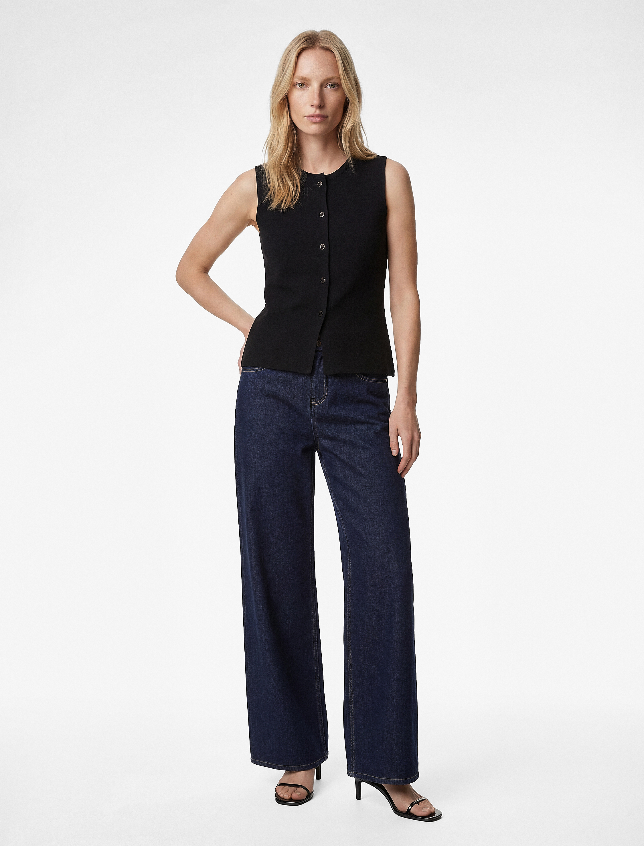   Düğmeli Bisiklet Yaka Triko Yelek