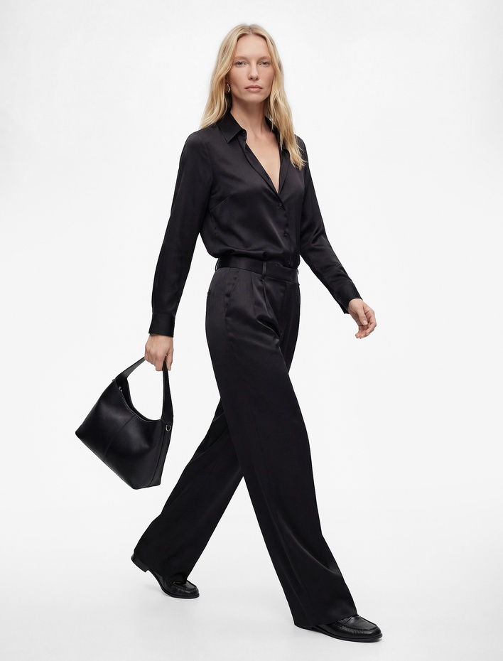  Regular Fit Uzun Kollu Klasik Yaka Düğmeli Saten Gömlek