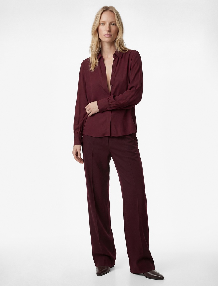  Regular Fit Klasik Yaka Düğmeli Uzun Kollu Gömlek