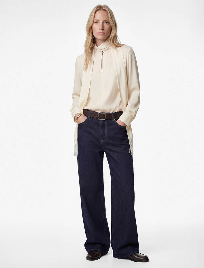  Uzun Kollu Şal Yaka Püsküllü Saten Bluz