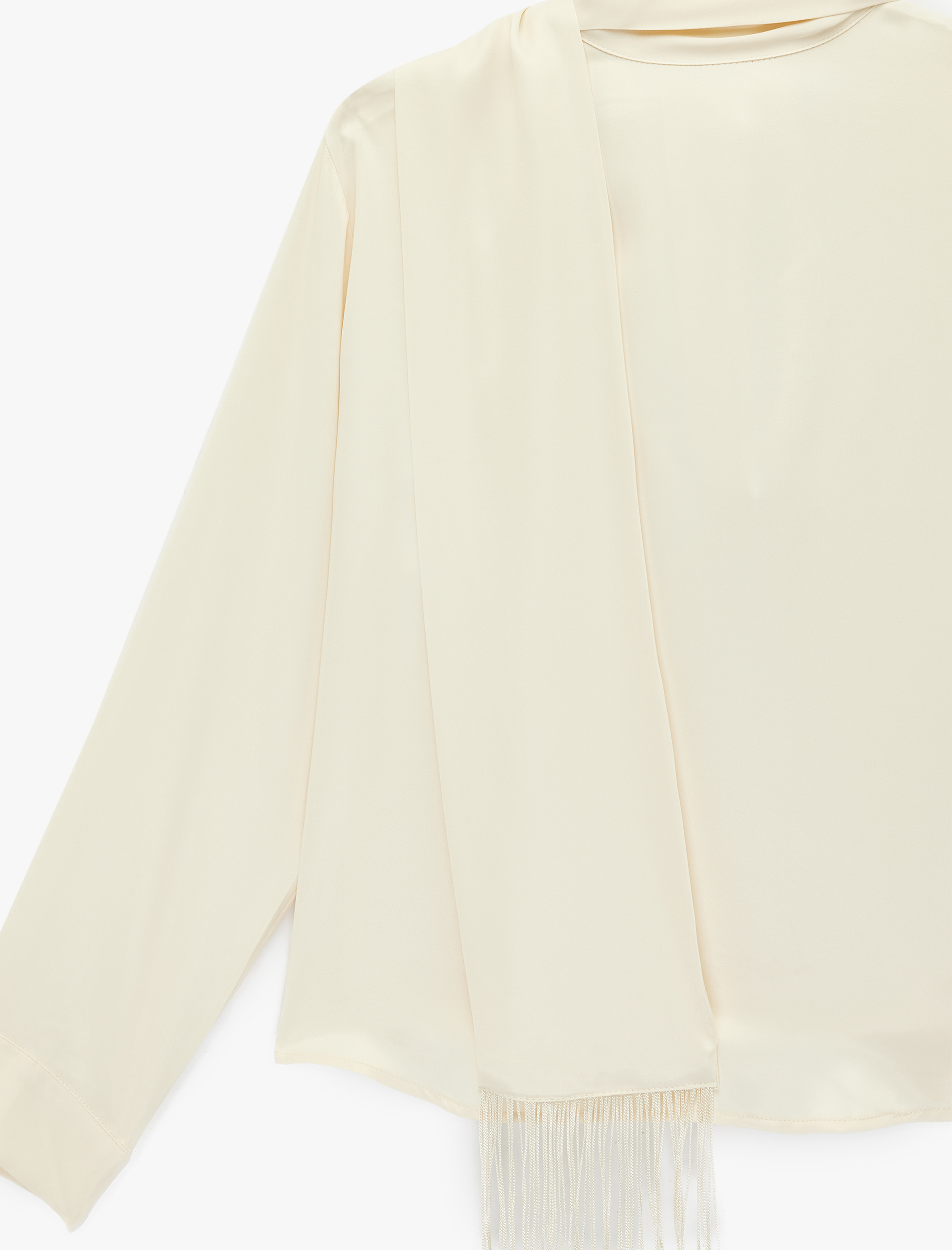   Uzun Kollu Şal Yaka Püsküllü Saten Bluz