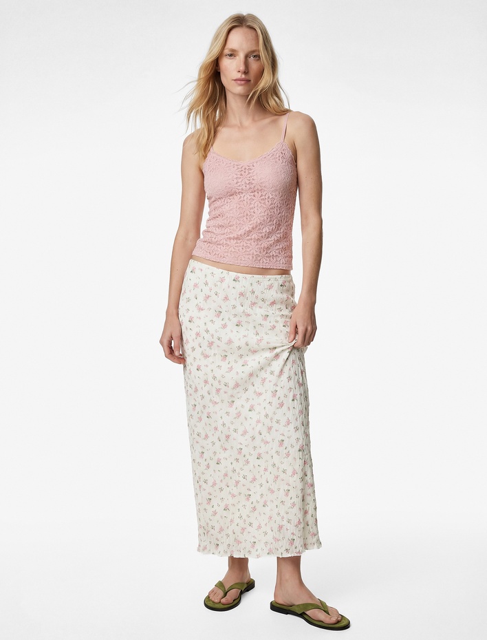  A Kesim Slim Fit Çiçekli Midi Dantel Etek