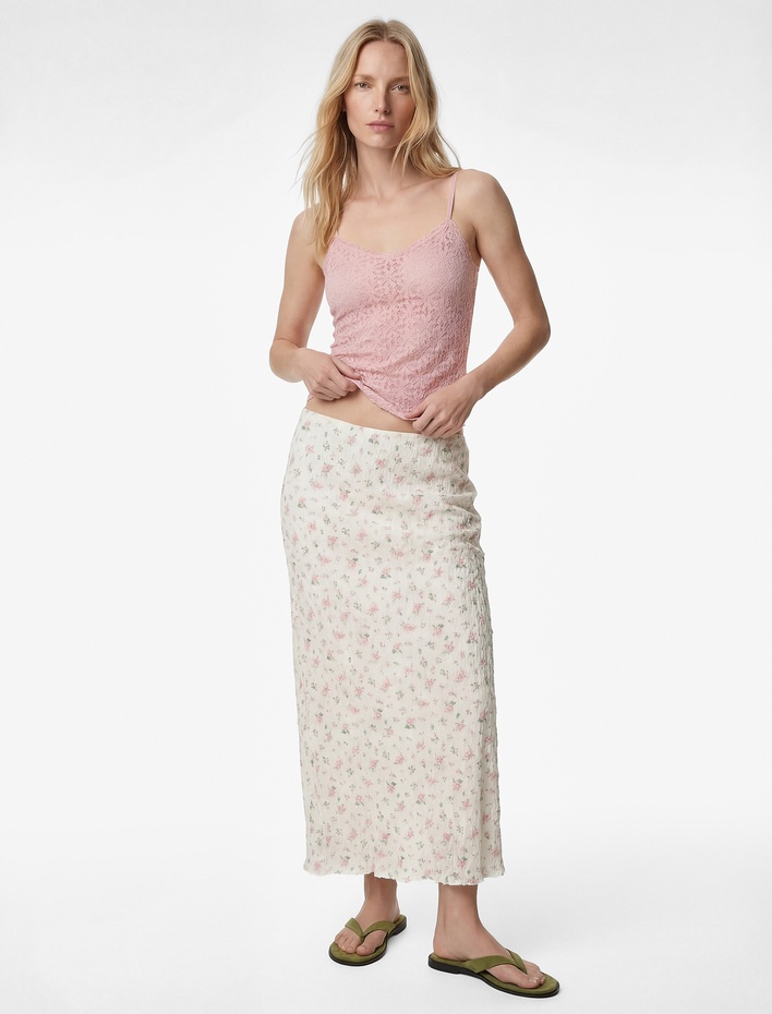  A Kesim Slim Fit Çiçekli Midi Dantel Etek