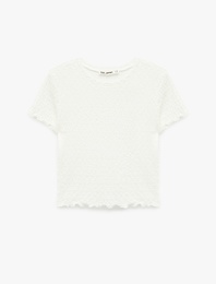 Slim Fit Kısa Kollu Dokulu Bisiklet Yaka Crop Tişört