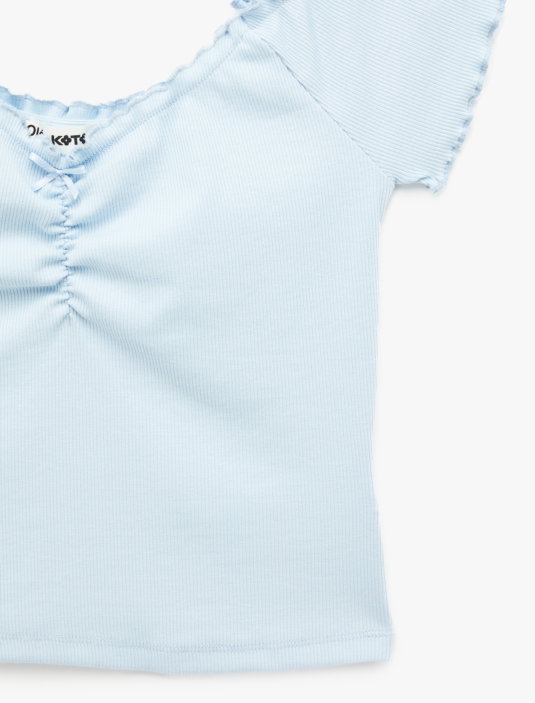   Slim Fit Büzgülü Kayık V Yaka Kısa Kollu Tişört