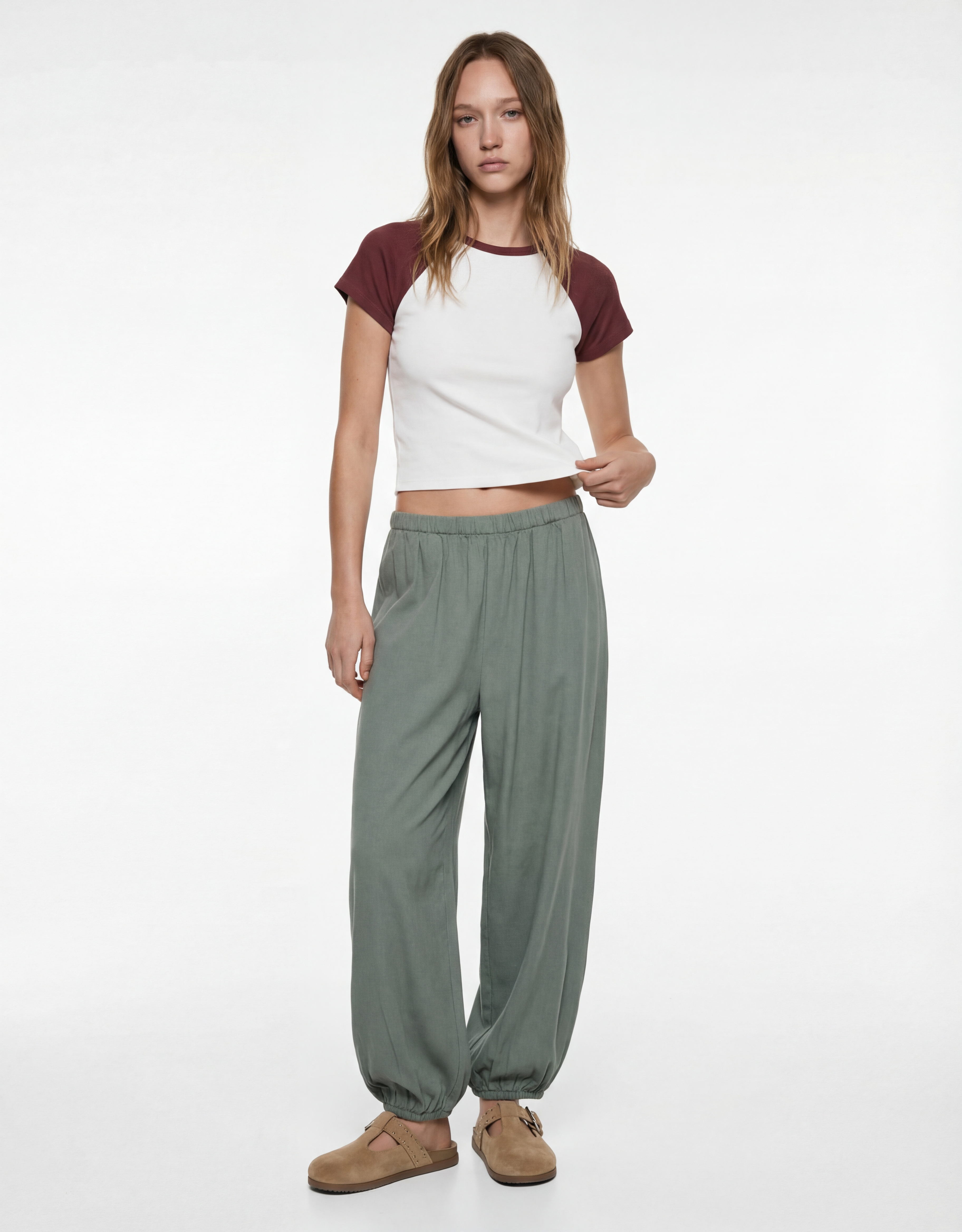   Slim Fit Pamuklu Renk Bloklu Kısa Kollu Bisiklet Yaka Crop Tişört Pijama Üstü