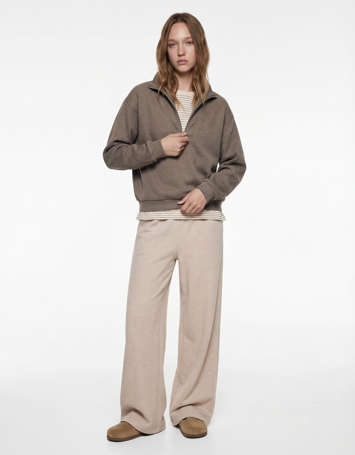  Dik Yaka Fermuarlı Rahat Kalıp Triko Pijama Üstü