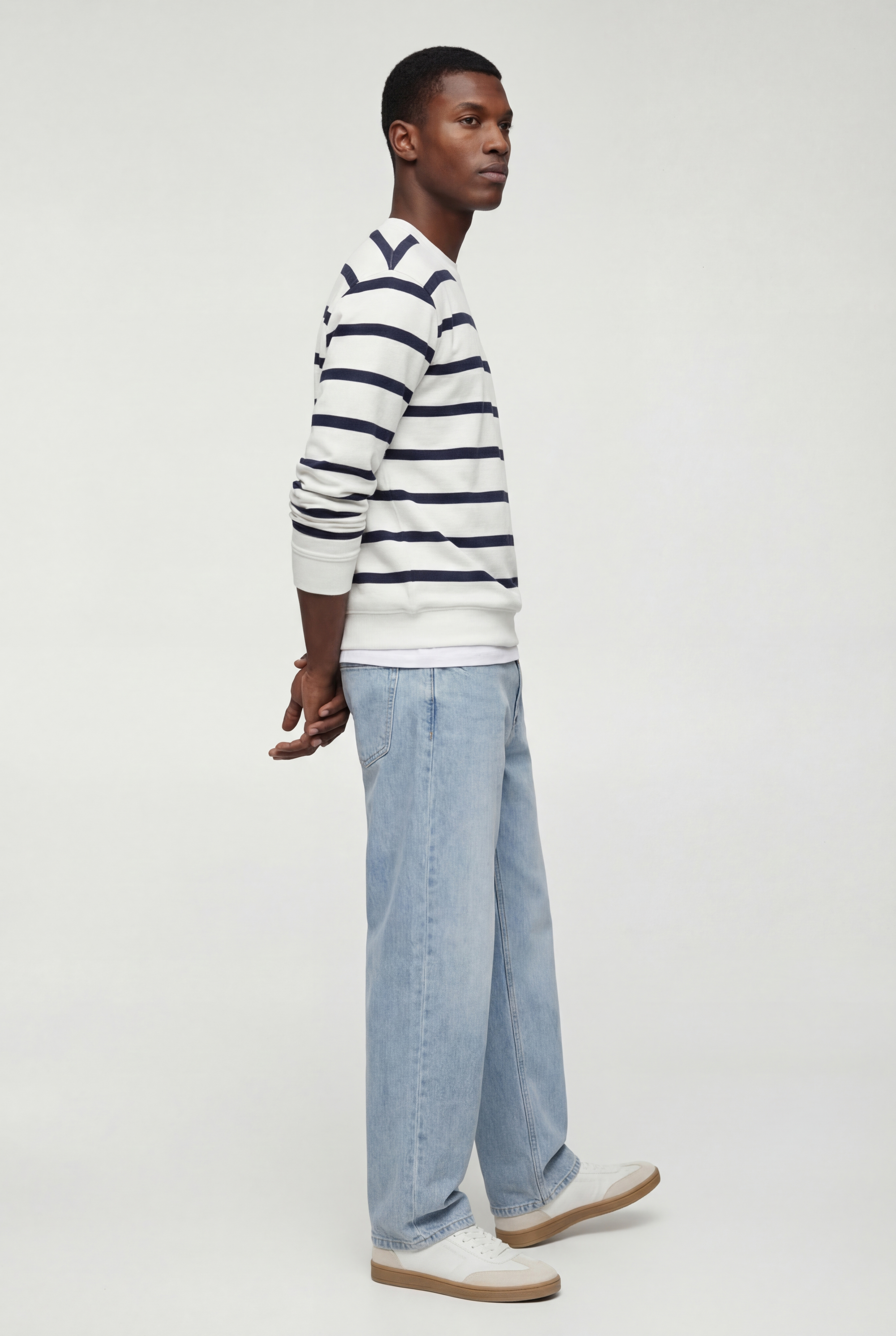   Uzun Kollu Bisiklet Yaka Şardonlu Regular Fit Sweatshirt