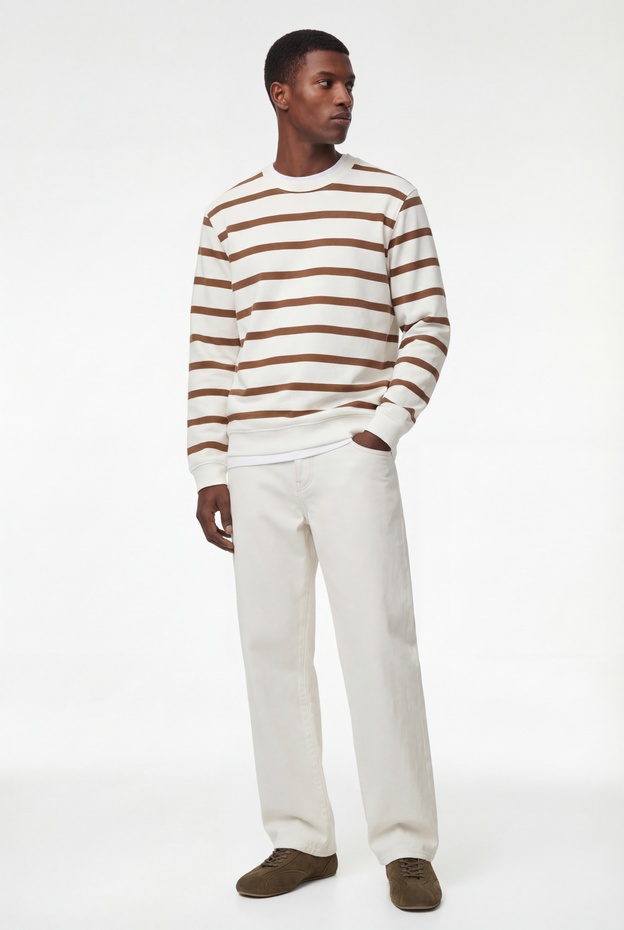  Uzun Kollu Bisiklet Yaka Şardonlu Regular Fit Sweatshirt