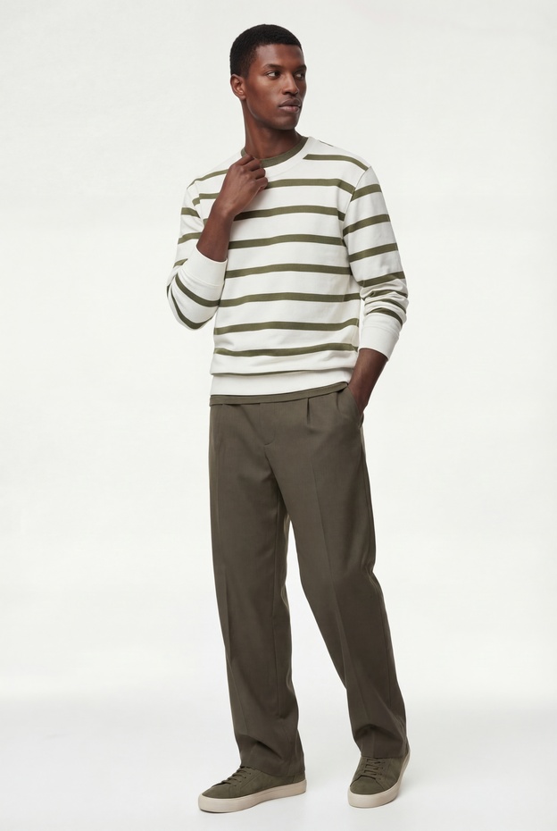  Uzun Kollu Bisiklet Yaka Şardonlu Regular Fit Sweatshirt