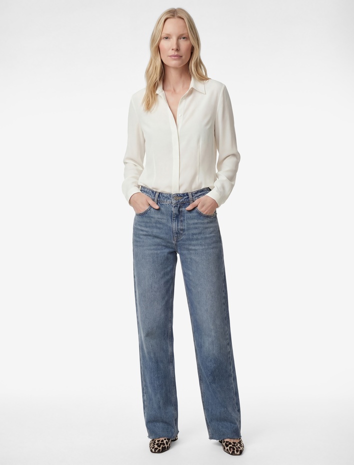  Slim Fit Uzun Kollu Düğmeli Klasik Yaka Gömlek