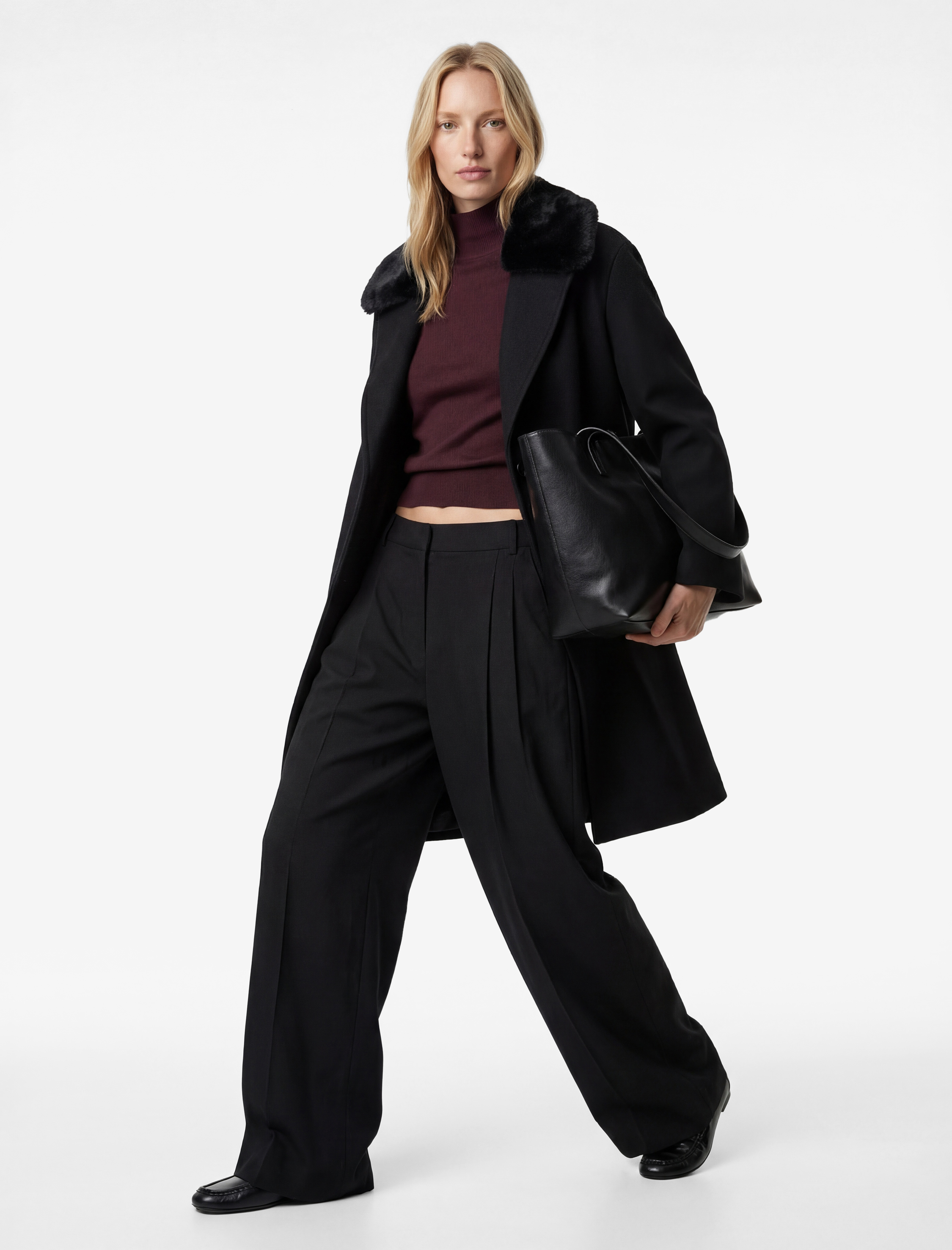   Uzun Kollu Düğmeli Cepli Çıkarılabilir Suni Kürklü Kaşe Kaban