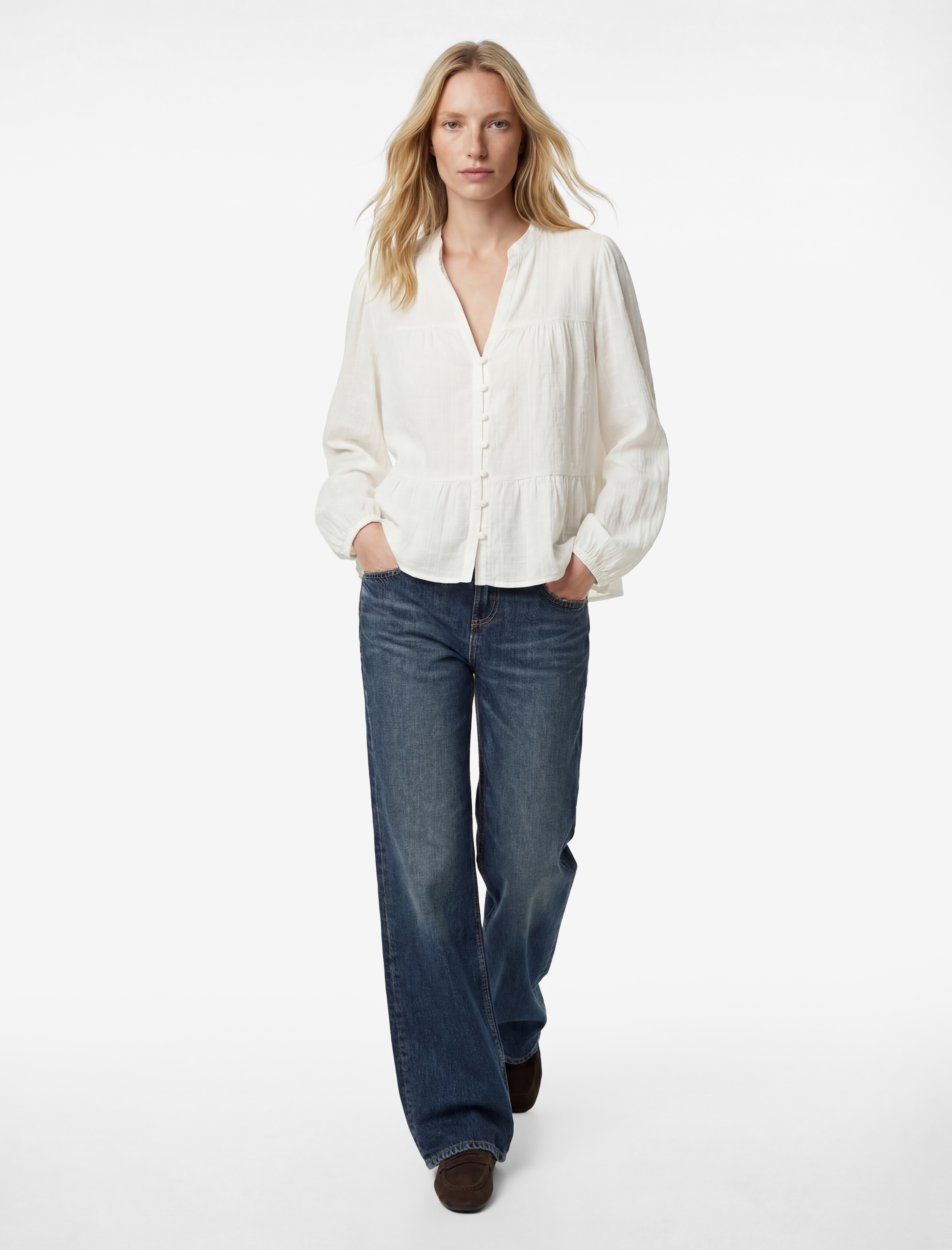   Bağcıklı Yaka Düğmeli Uzun Balon Kollu Gömlek