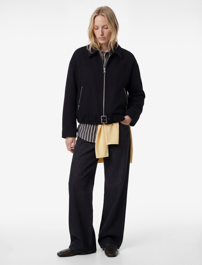  Uzun Kollu Kemer Detaylı Fermuarlı Oversize Kaşe Bomber Ceket