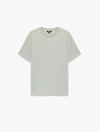 Regular Fit Kısa Kollu Dokulu Bisiklet Yaka Tişört