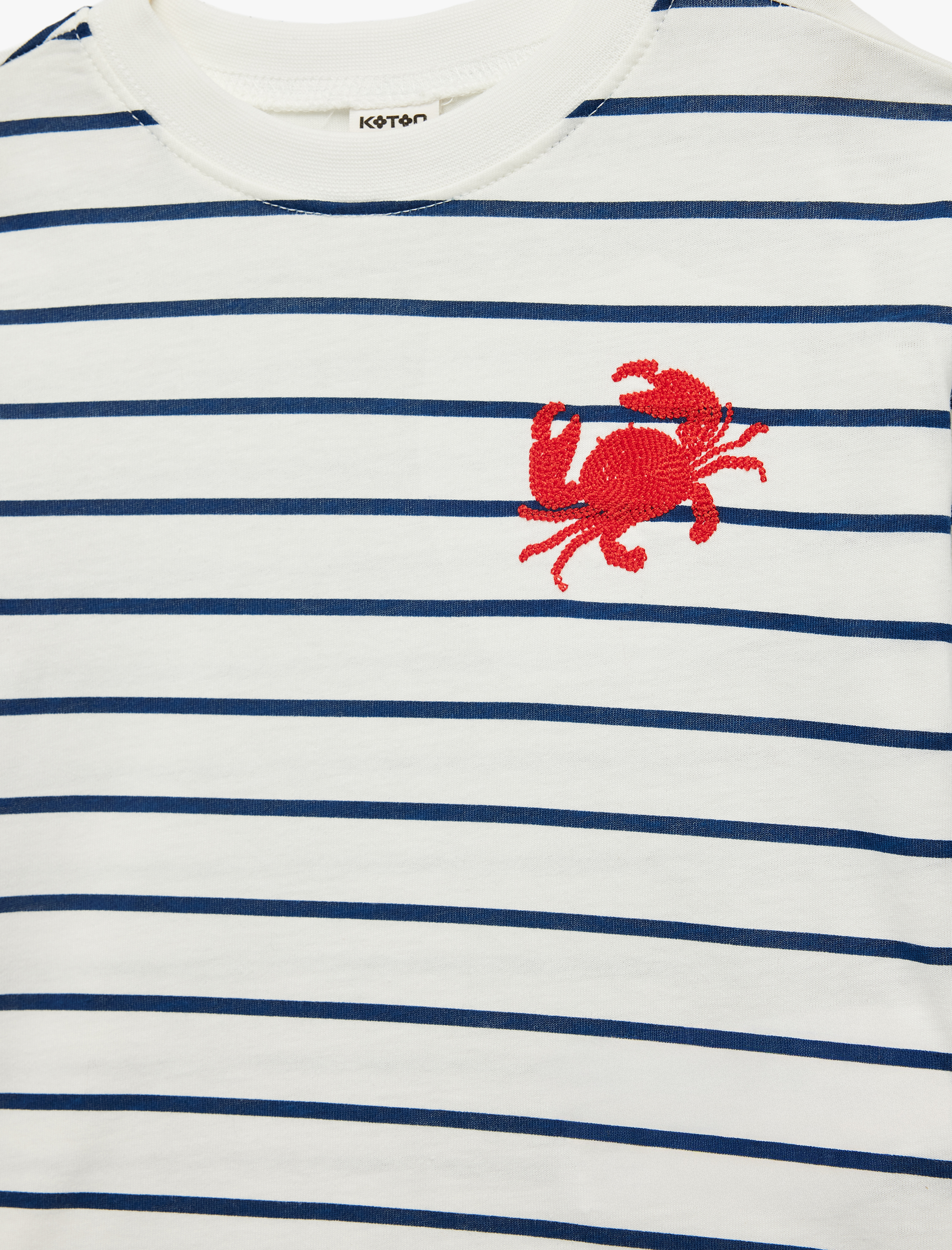  Erkek Bebek Pamuklu Yengeç Nakış Detaylı Kısa Kollu Bisiklet Yaka Çizgili Tişört