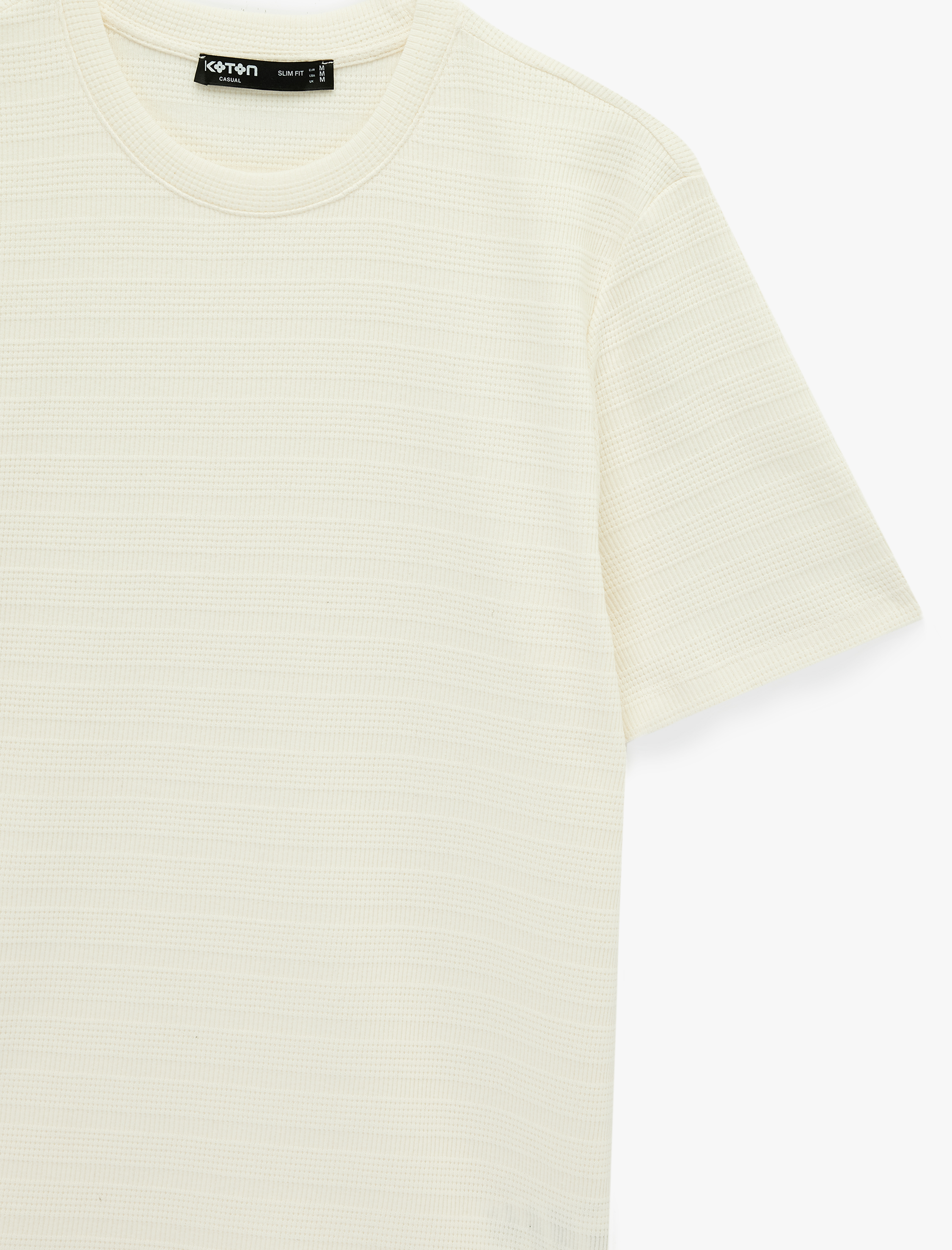   Kısa Kollu Dokulu Bisiklet Yaka Pamuklu Slim Fit Tişört