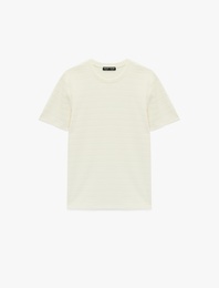 Kısa Kollu Dokulu Bisiklet Yaka Pamuklu Slim Fit Tişört