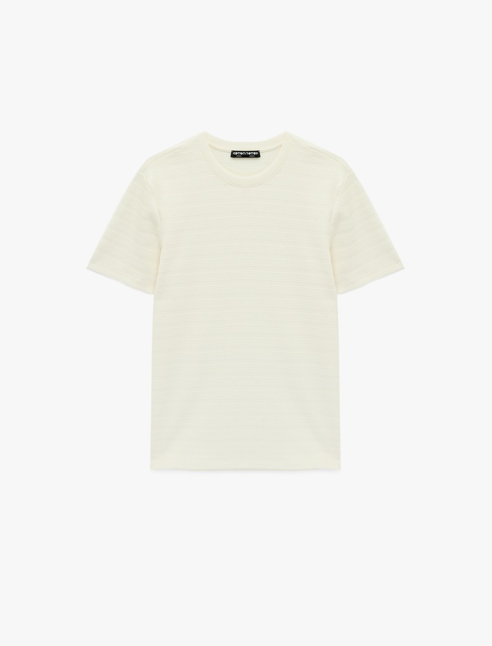  Kısa Kollu Dokulu Bisiklet Yaka Pamuklu Slim Fit Tişört