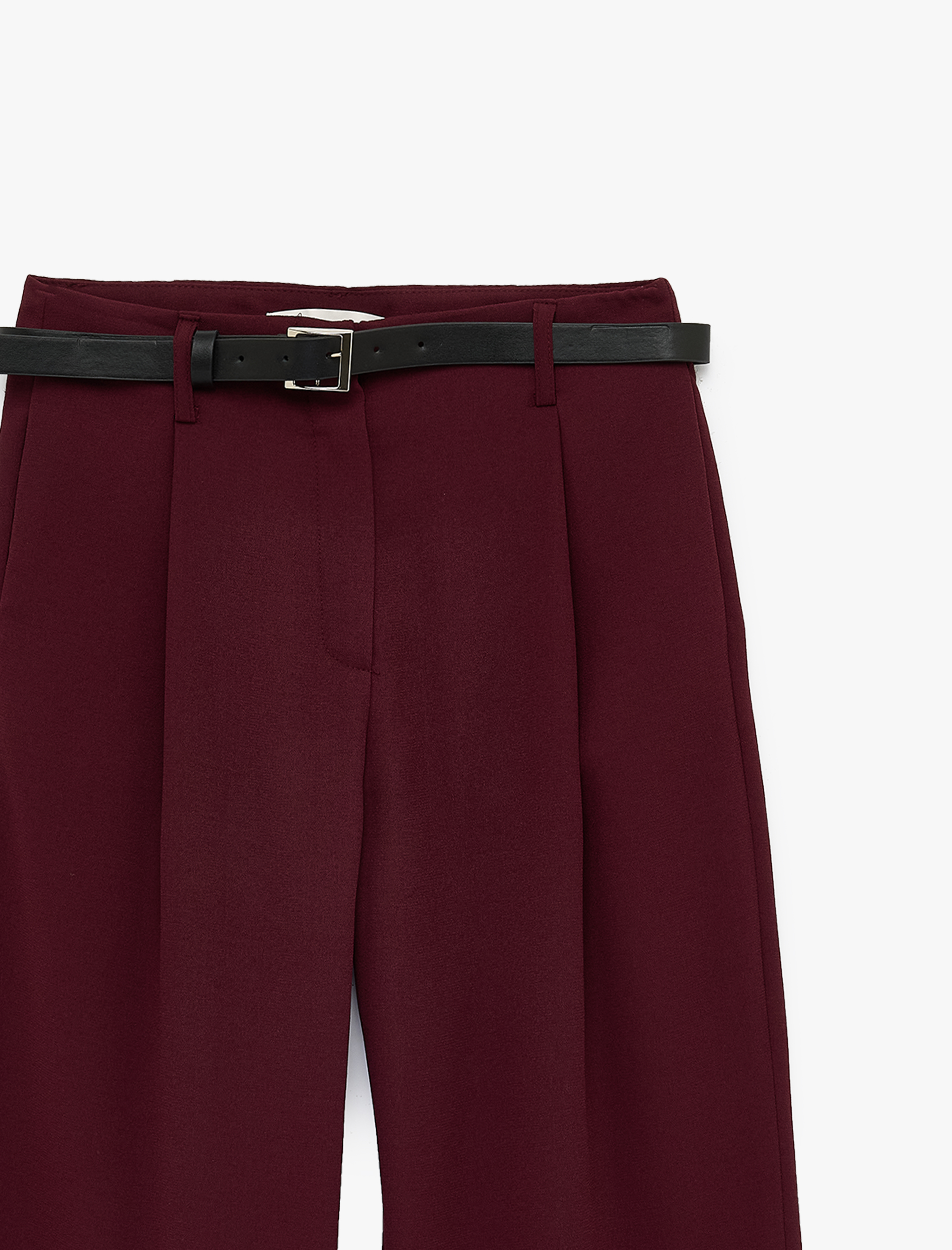   Krep Kumaş Pile Detaylı Cepli Kemerli Düz Paça Pantolon