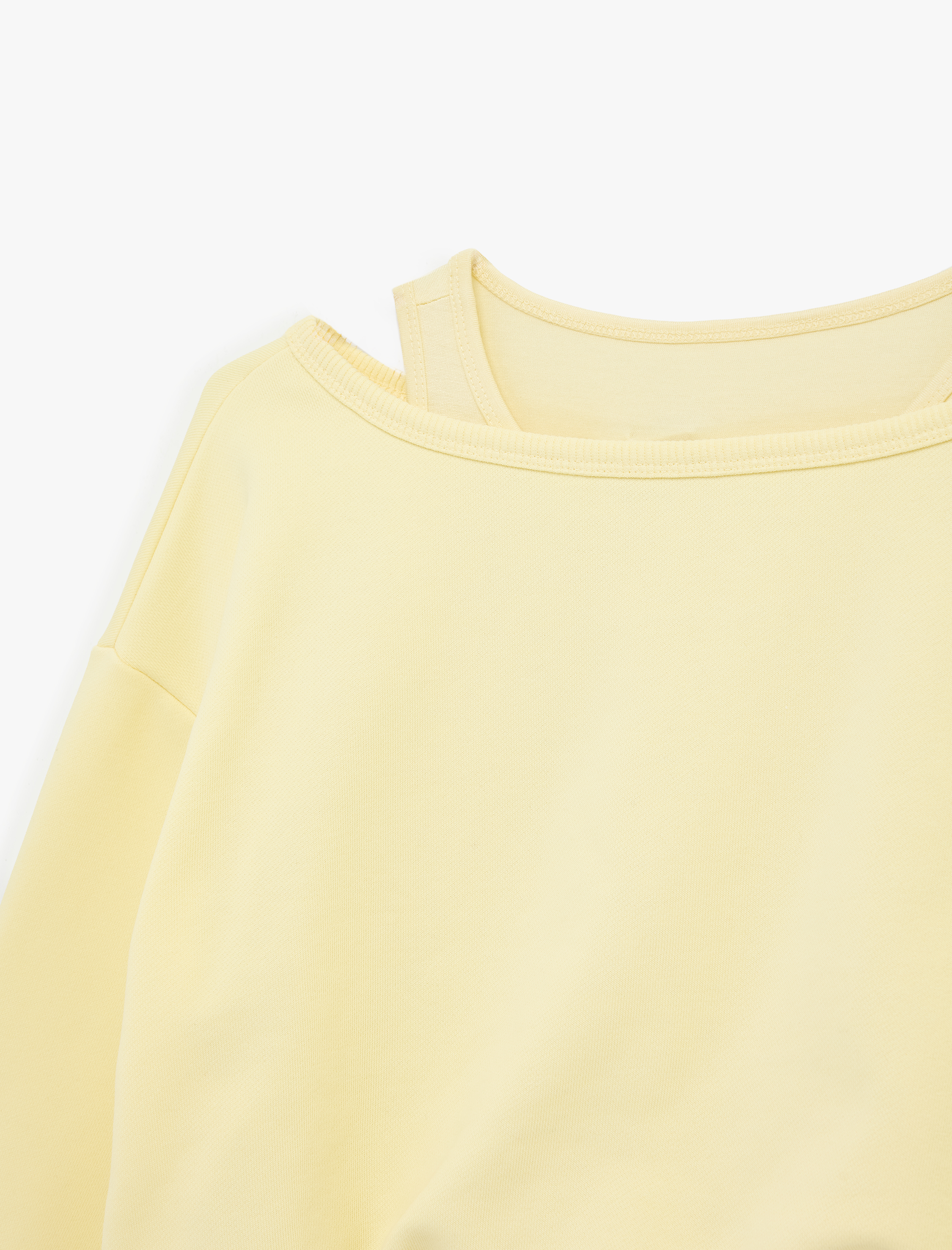   Atlet Detaylı Uzun Kollu Oversize Kayık Yaka Sweatshirt