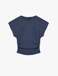 Bürümcük Kumaş Slim Fit Kısa Kollu Bisiklet Yaka Drapeli Dokulu Tişört