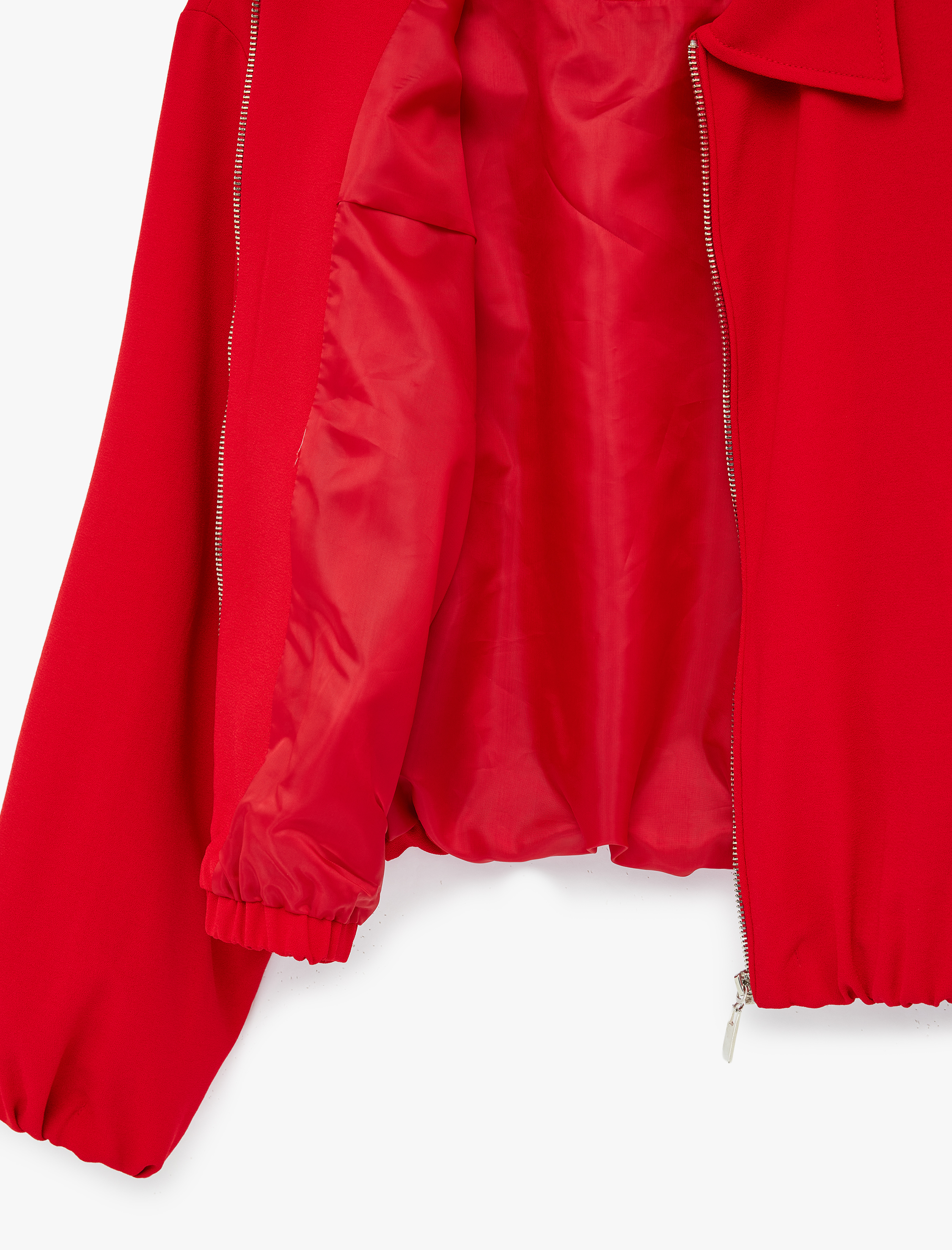   Krep Kumaş Cepli Uzun Kollu Fermuarlı Bomber Ceket