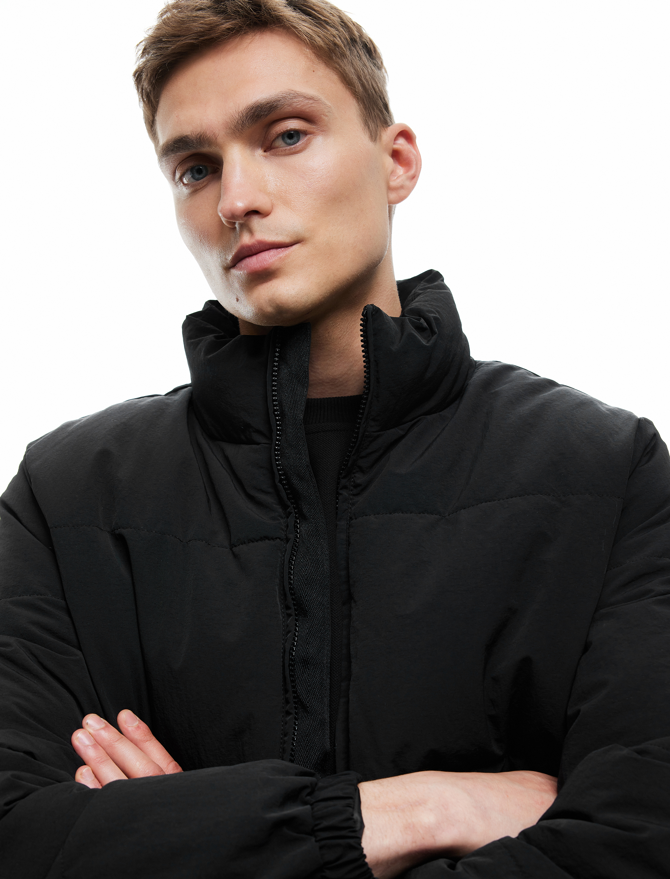   Dik Yaka Cep Detaylı Fermuarlı İçi Polarlı Kışlık Mont