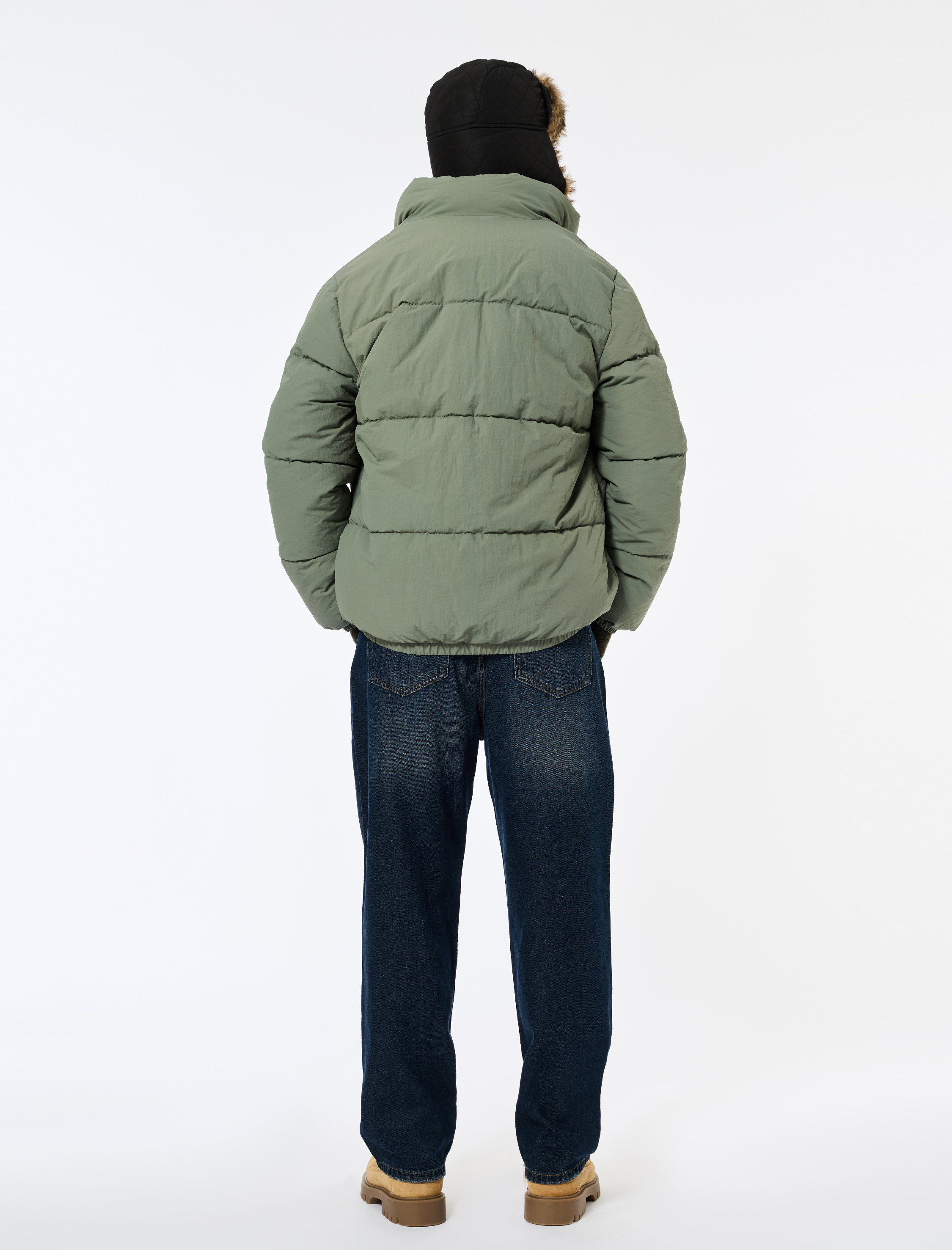   Dik Yaka Cep Detaylı Fermuarlı İçi Polarlı Kışlık Mont