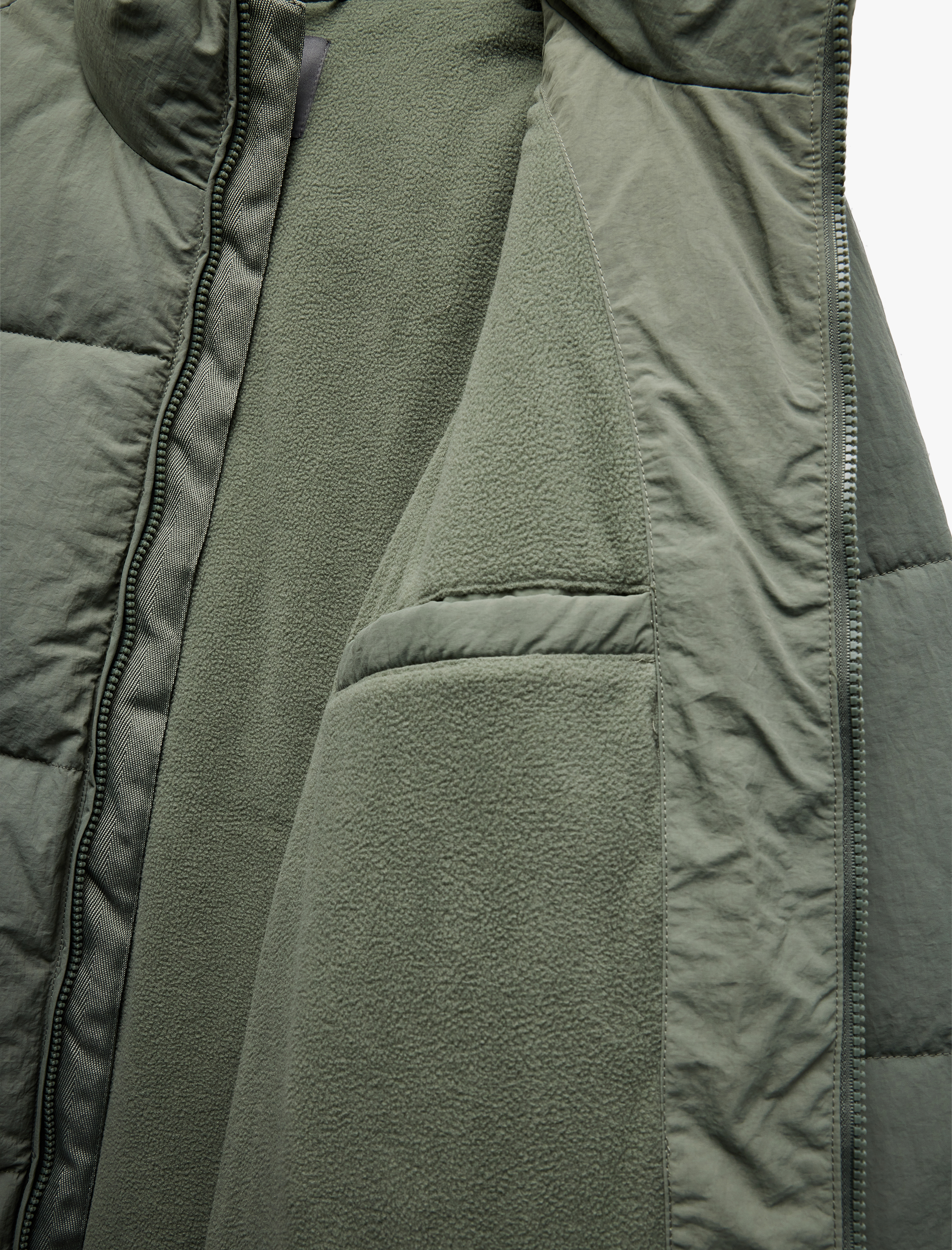   Dik Yaka Cep Detaylı Fermuarlı İçi Polarlı Kışlık Mont