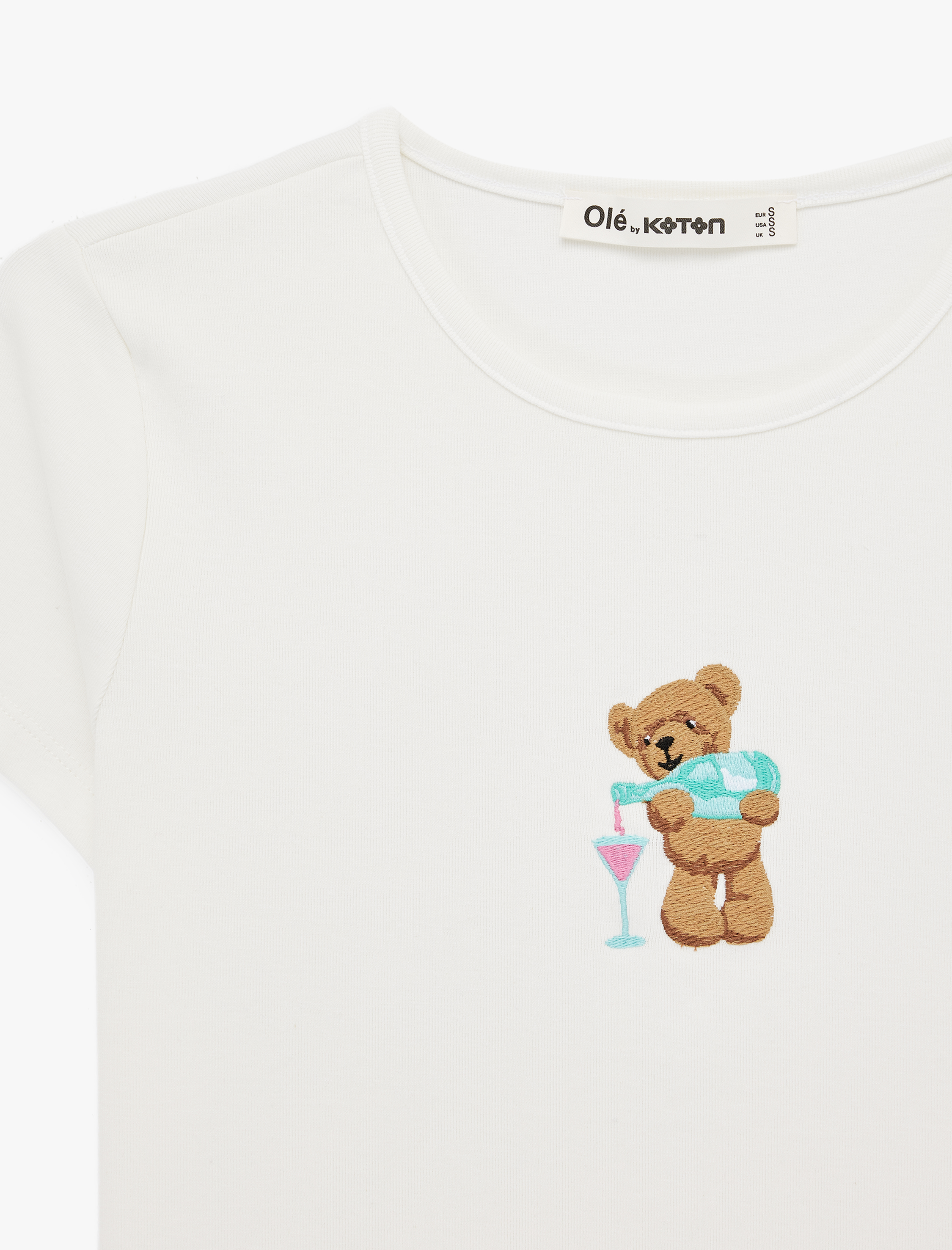   Slim Fit Kısa Kollu Bisiklet Yaka Ayıcık Nakışlı Tişört