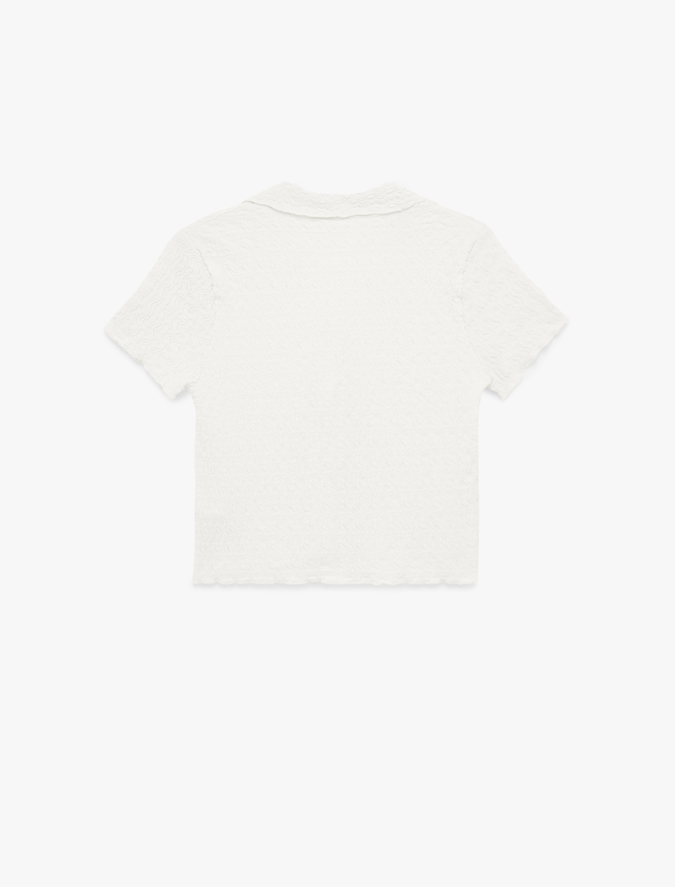   Düğmeli Klasik Yaka Kısa Kollu Bürümcük Bluz