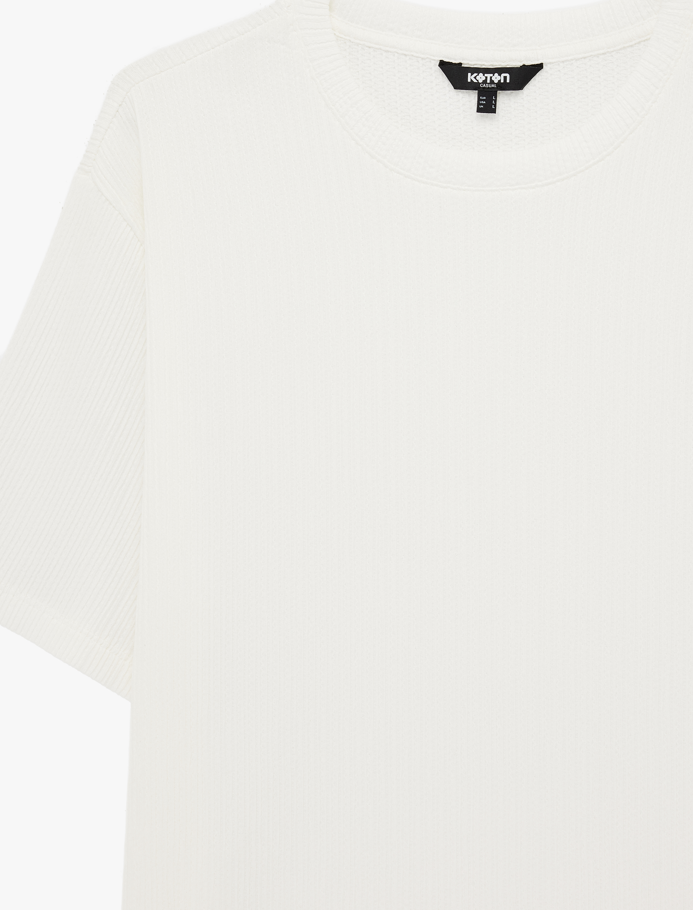   Regular Fit Dokulu Kısa Kollu Basic Bisiklet Yaka Tişört