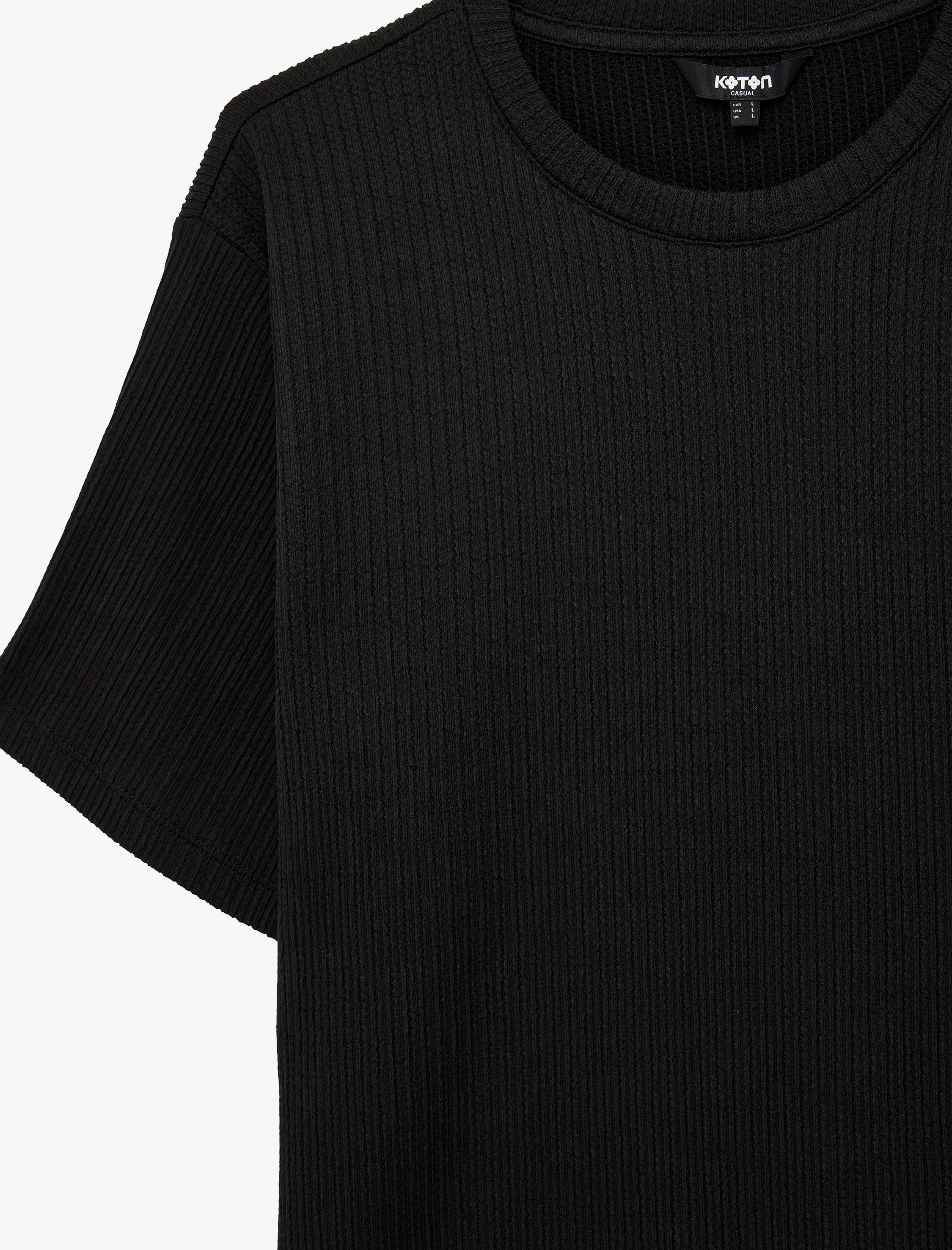   Regular Fit Dokulu Kısa Kollu Basic Bisiklet Yaka Tişört