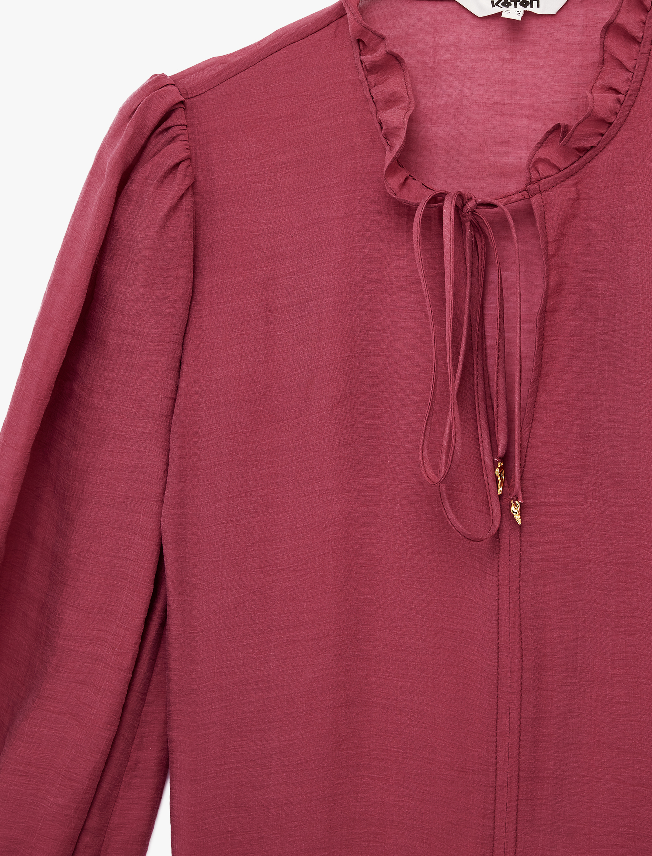   Uzun Balon Kollu Manşetli Bağlama Detaylı Yuvarlak Fırfırlı Yaka Bluz