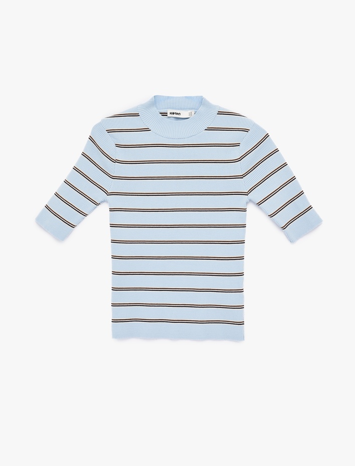  Regular Fit Hafif Dik Yaka Kısa Kollu Çizgili Triko Kazak