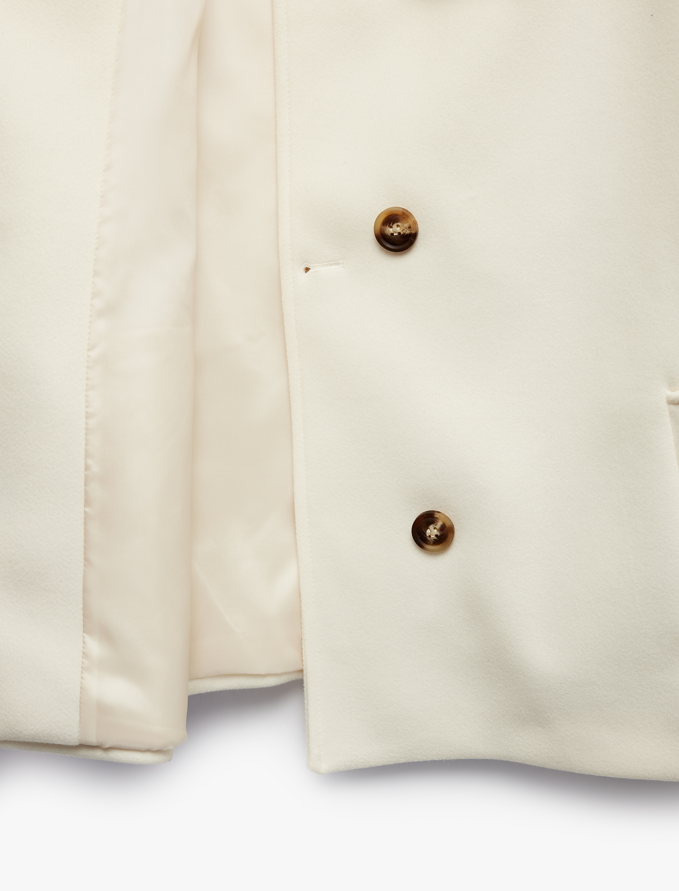   Dik Yaka Uzun Kollu Düğmeli Cep Detaylı Kaşe Ceket